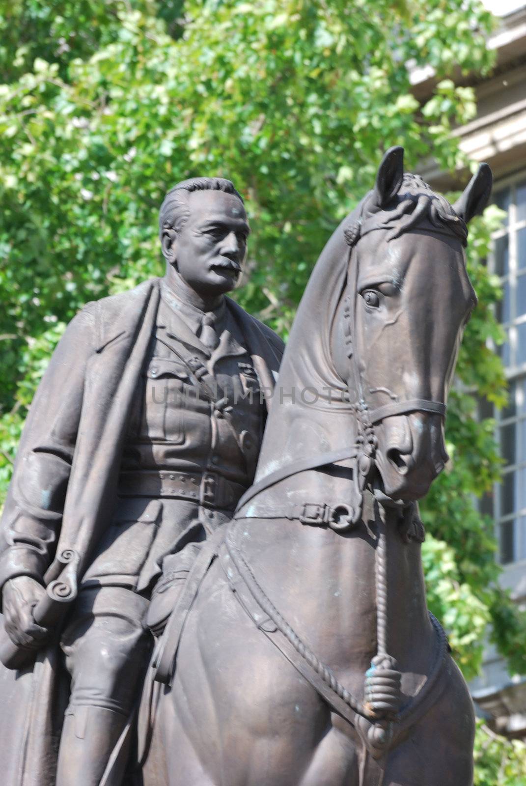statue of earl haig on horseback whitehall