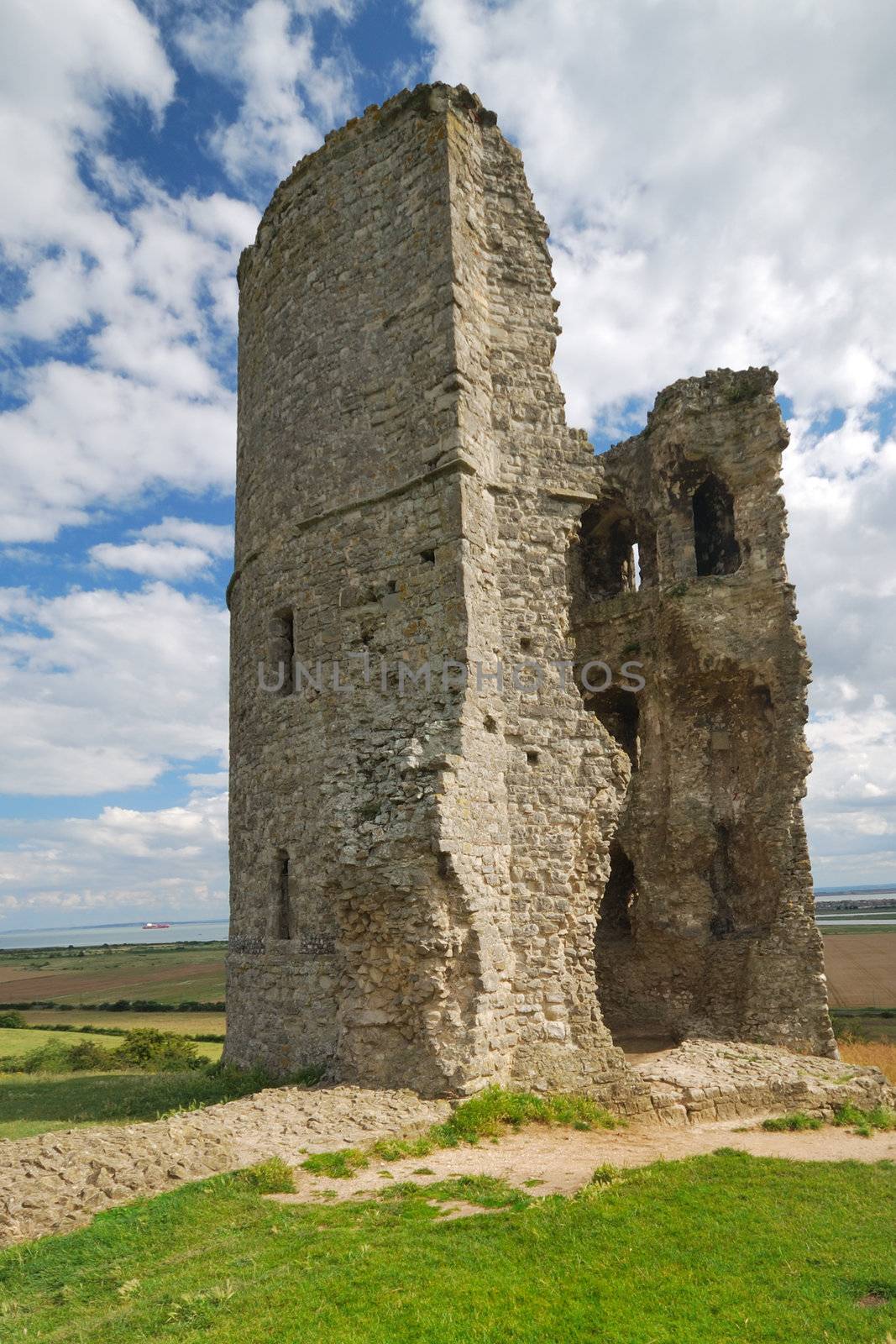 hadleigh castle ruins