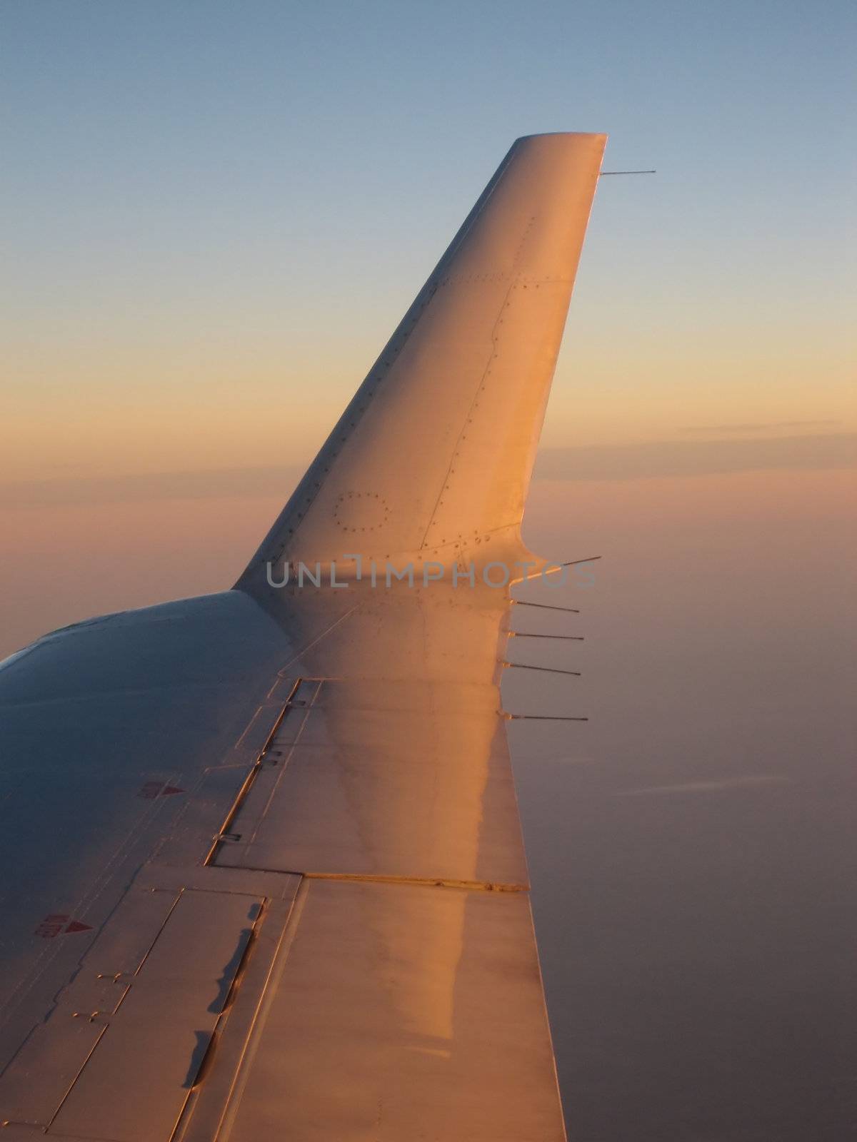 Airplanes and airports 