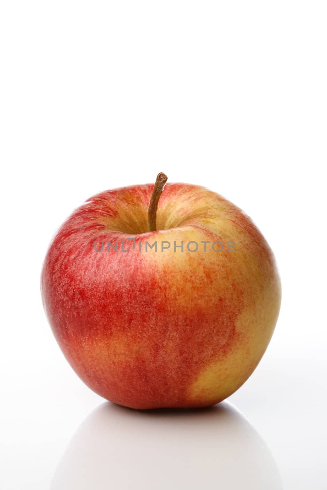 Apple by azschach