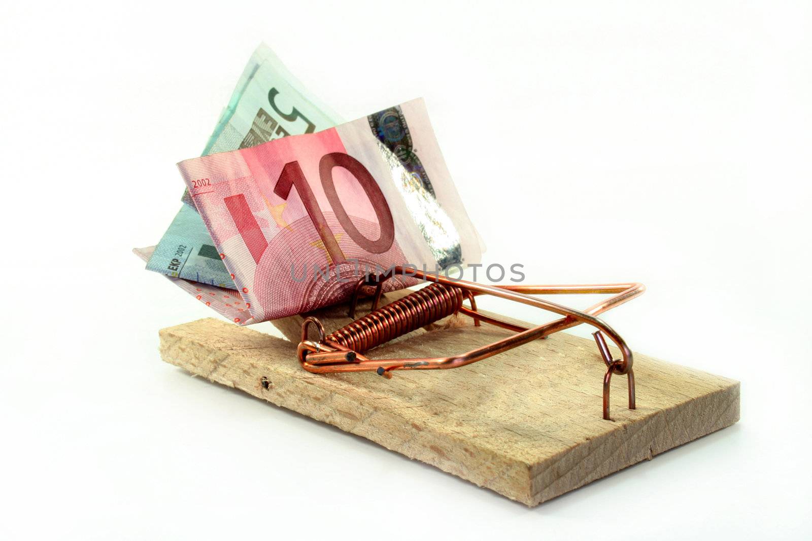 tense mousetrap with euro notes
