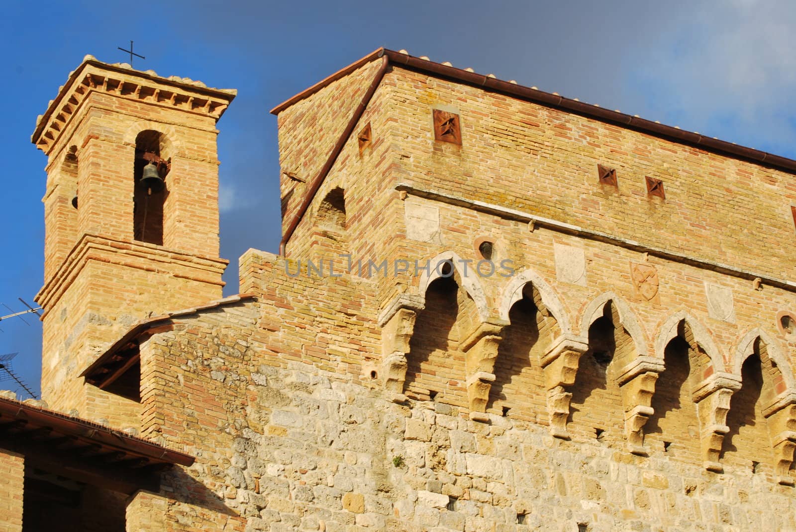 City walls of San Gimignano by mizio1970