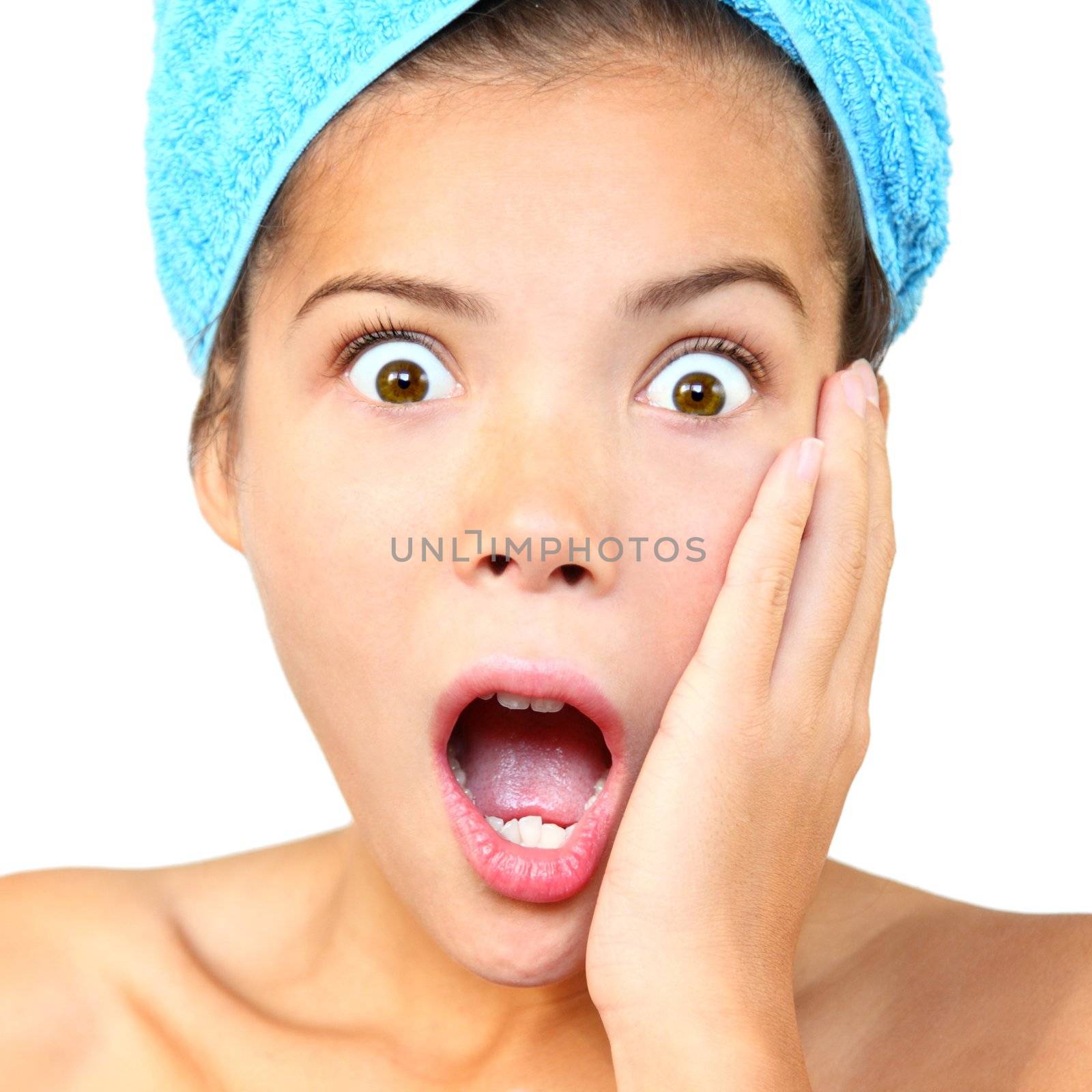 Surprised shower woman by Maridav