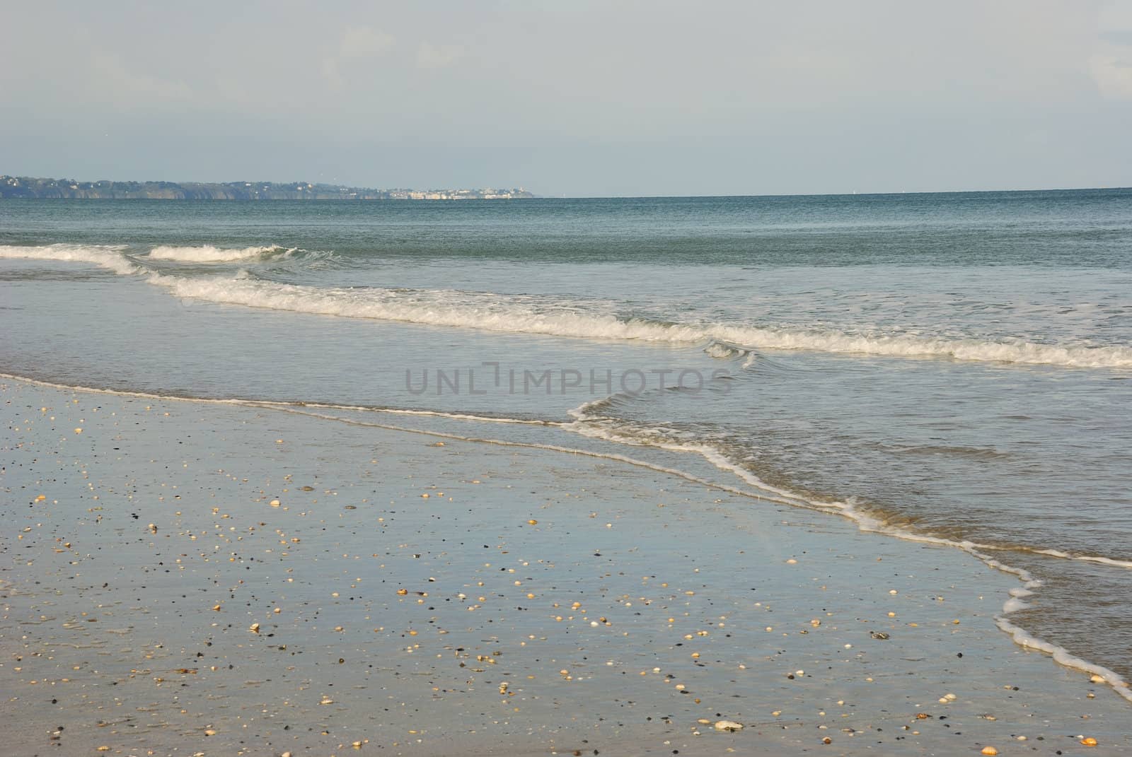 Sandy beach by BZH22