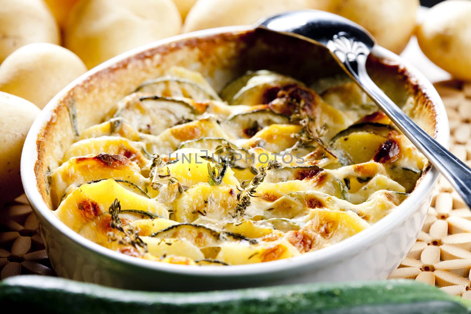 roasted potatoes wth zucchini