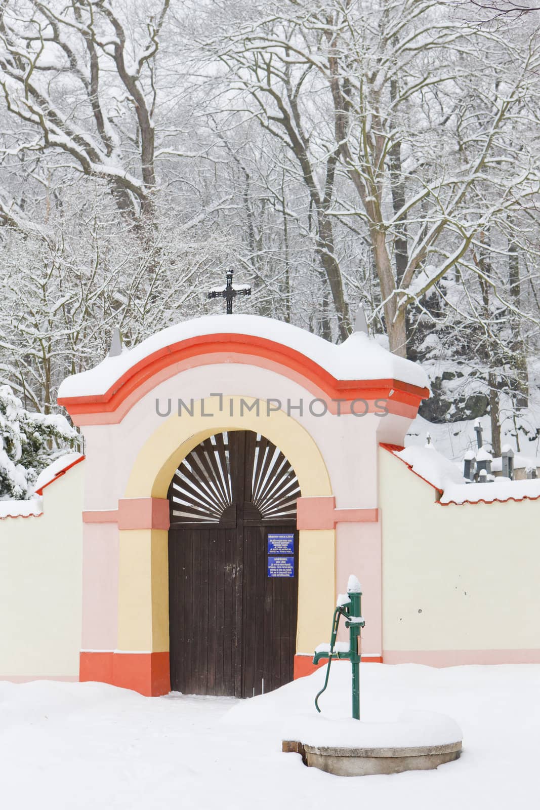grounds of Church of Saint Peter and Paul, Lisna, Czech Republic
