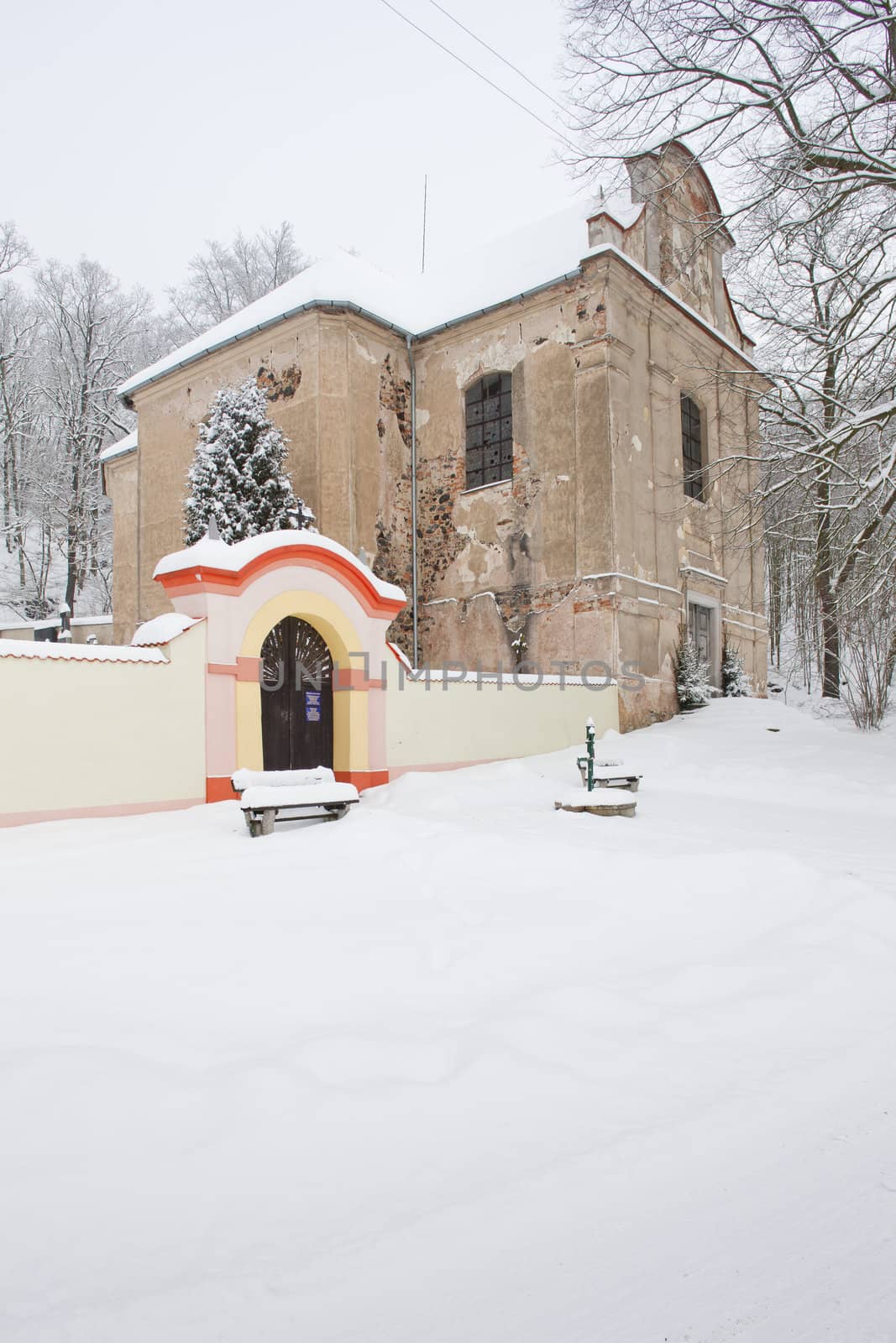 Church of Saint Peter and Paul, Lisna, Czech Republic by phbcz