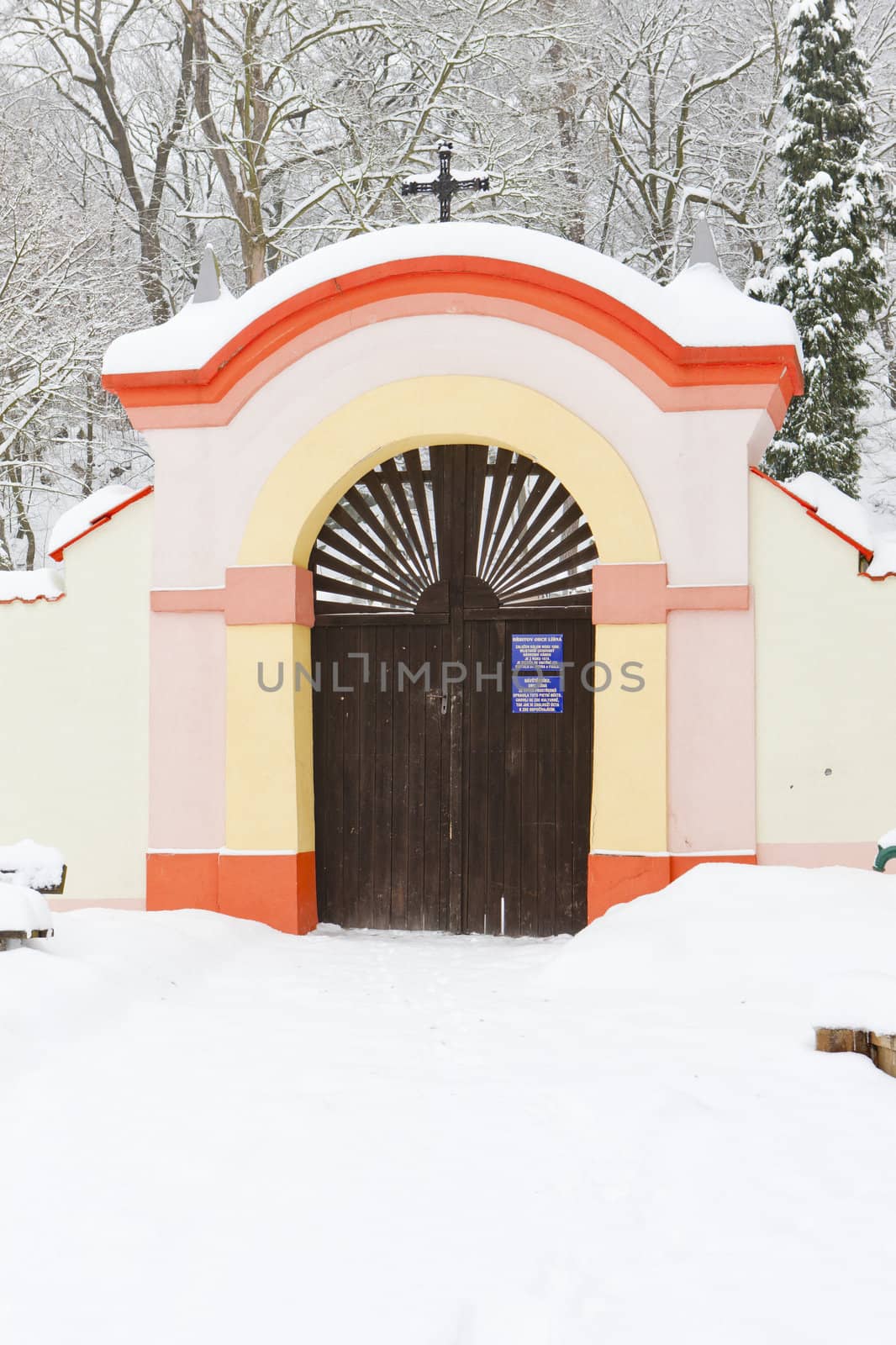 grounds of Church of Saint Peter and Paul, Lisna, Czech Republic