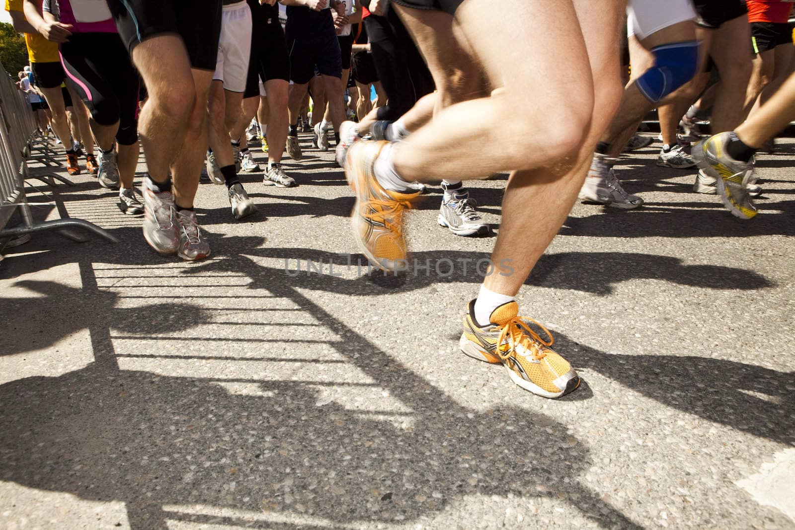 Lots of people in a running competition