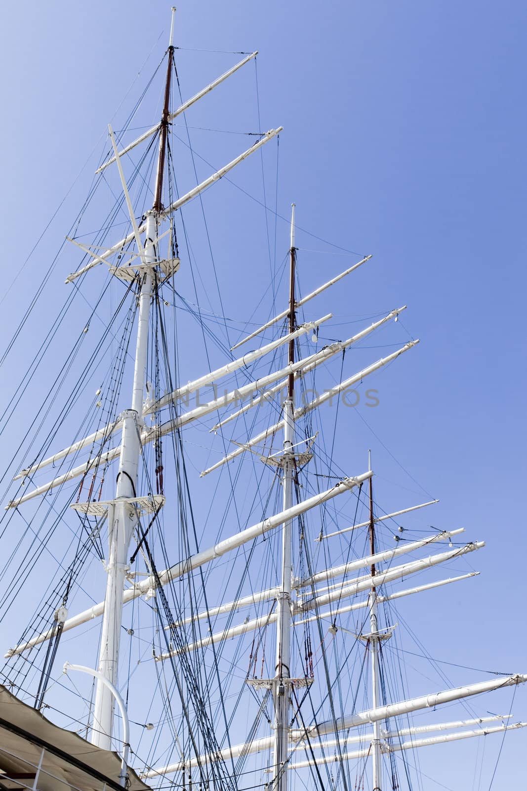 Old sailing ship "Suomen Joutsen" has sailed several times over the world. Today it is a museum ship.