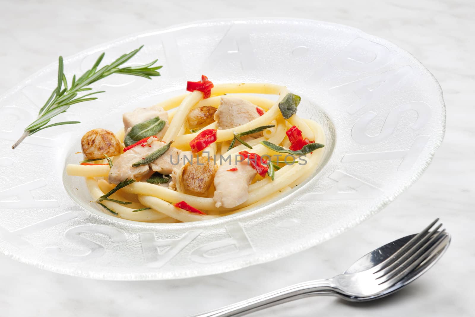 macaroni with turkey meat on sage with rosemary and chilli