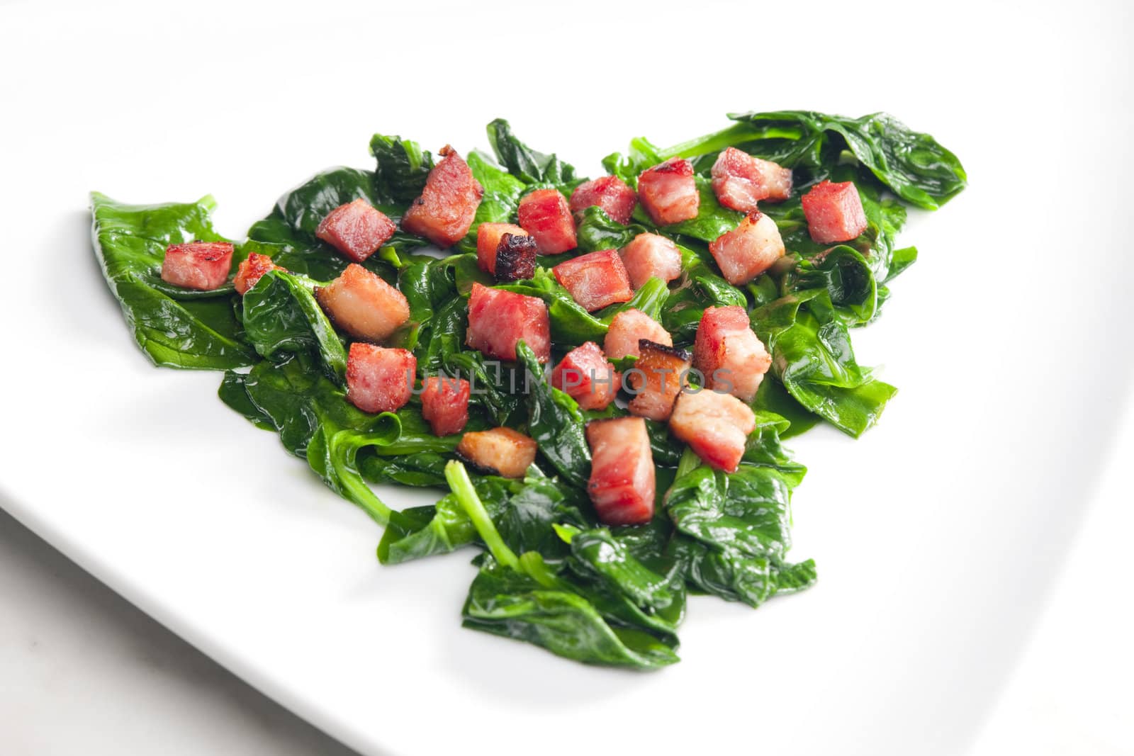 fried spinach with bacon