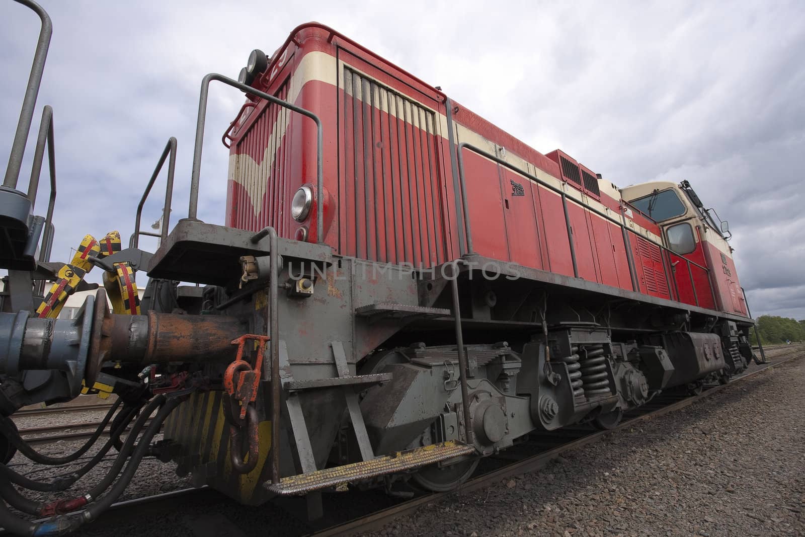 Two electric locomotives at the Hanko railway station.
