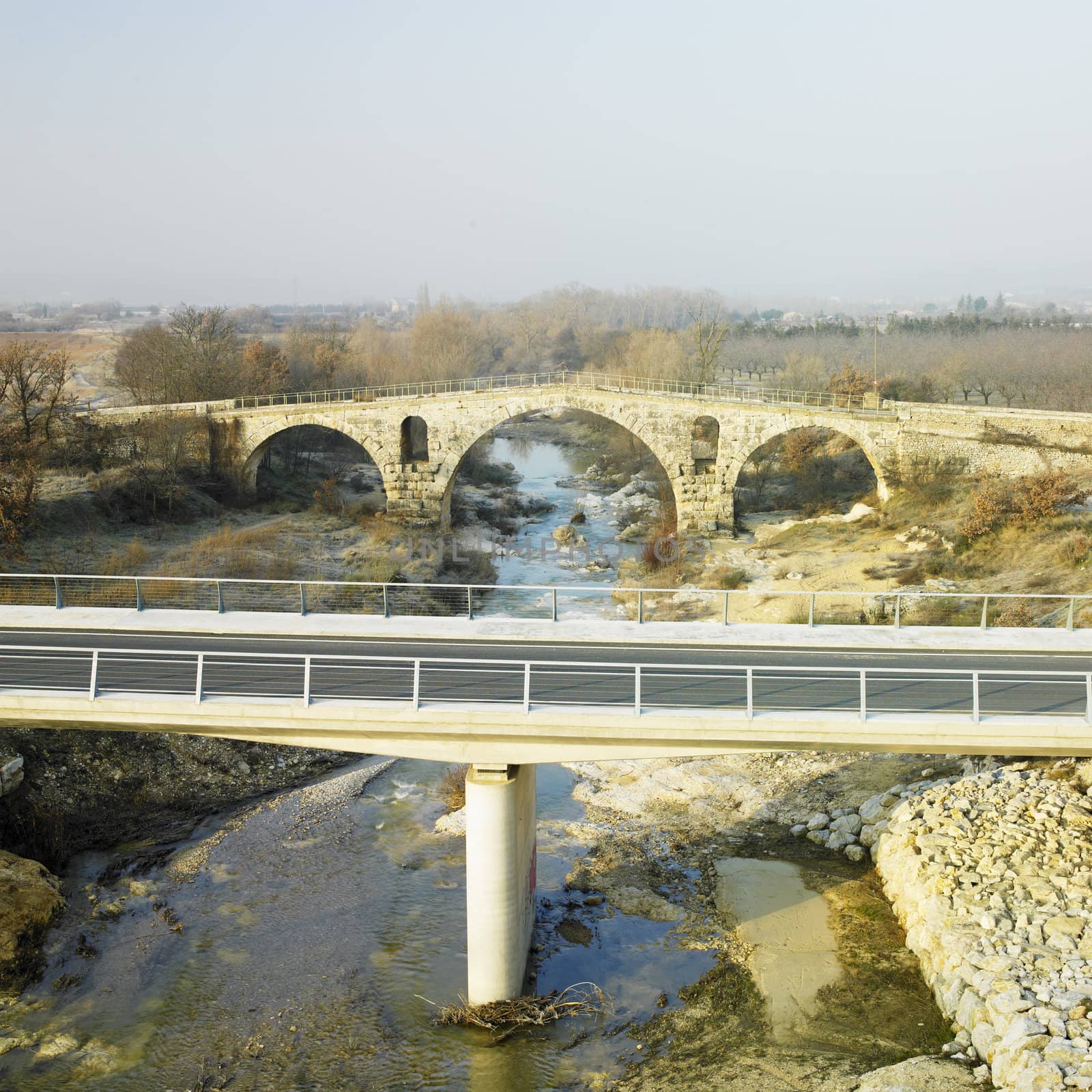 Pont Julien with the new road bridge, Provence, France
