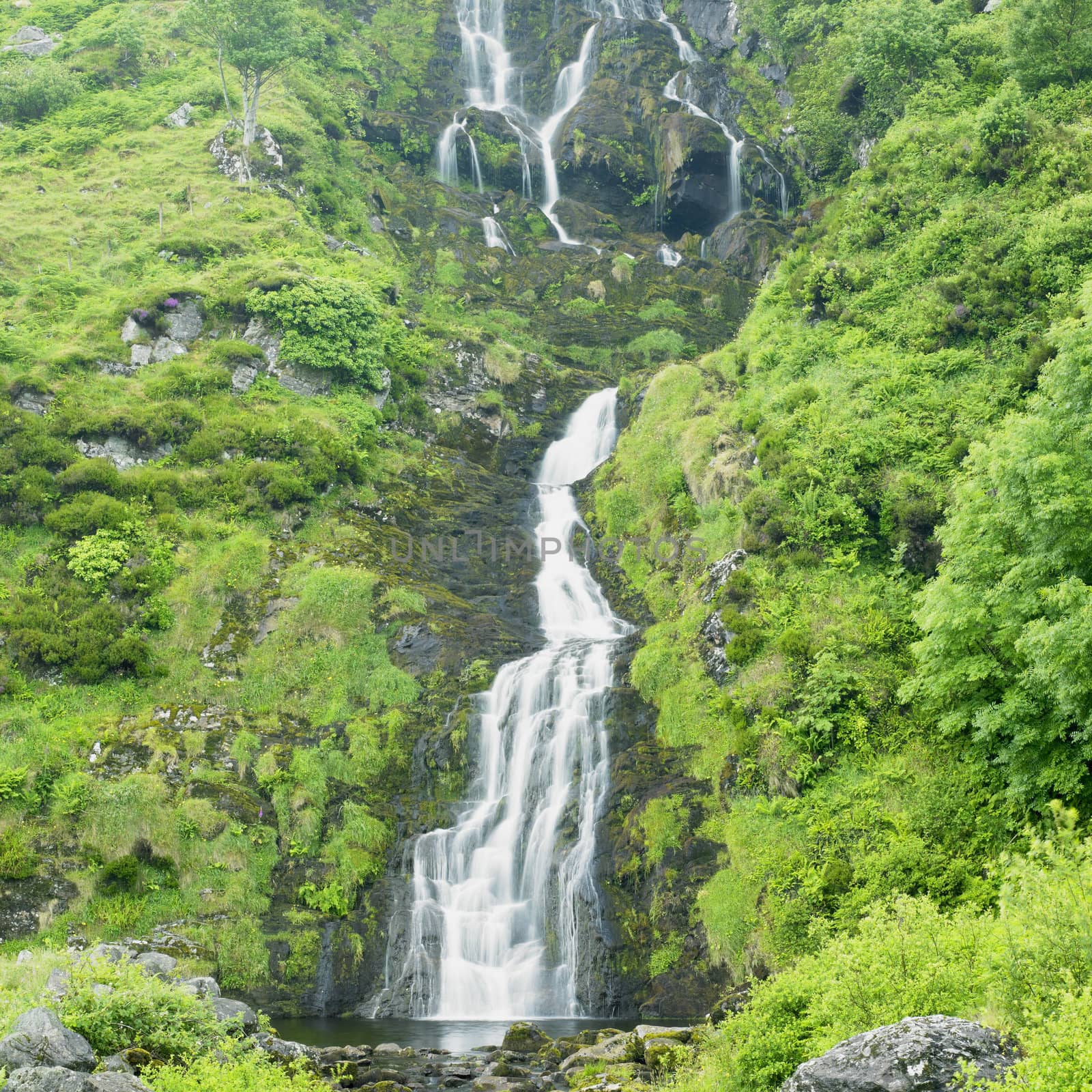 Assarancagh Waterfall, County Donegal, Ireland by phbcz