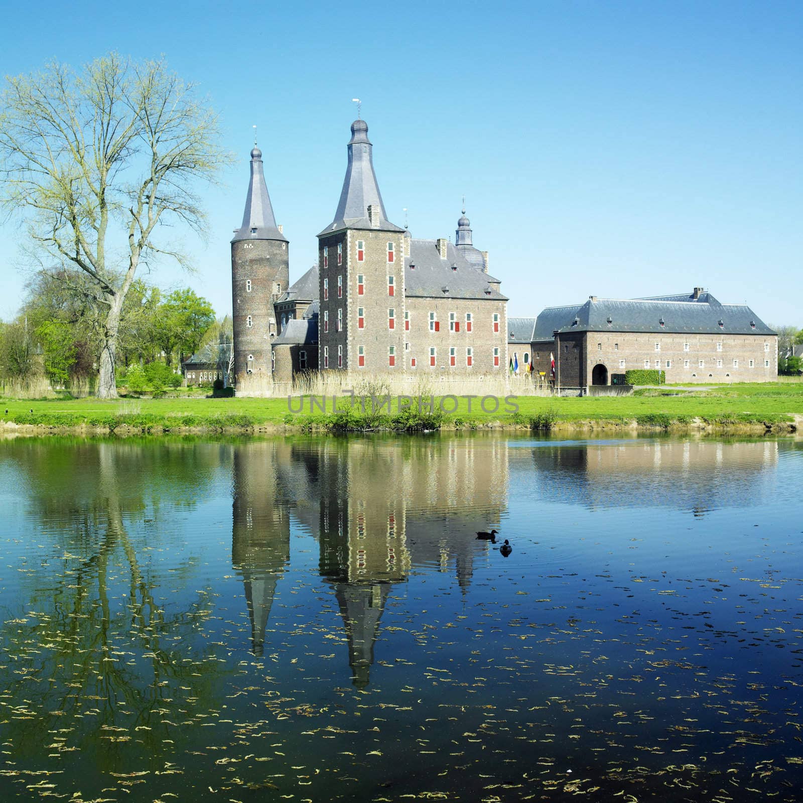 Heerlen Castle, Netherlands by phbcz