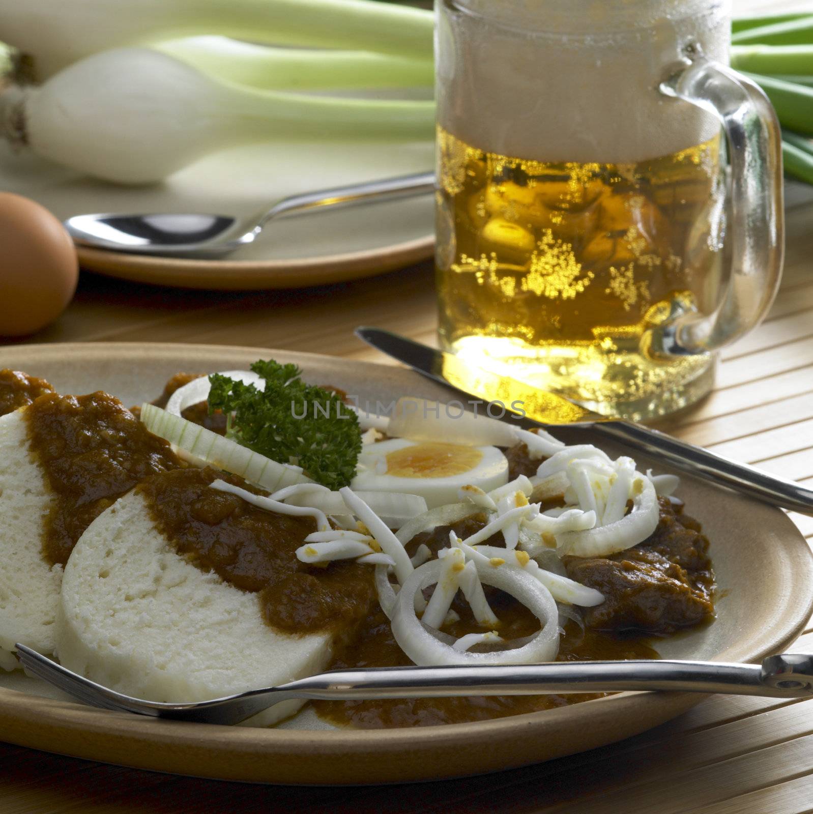 beef goulash with eggs