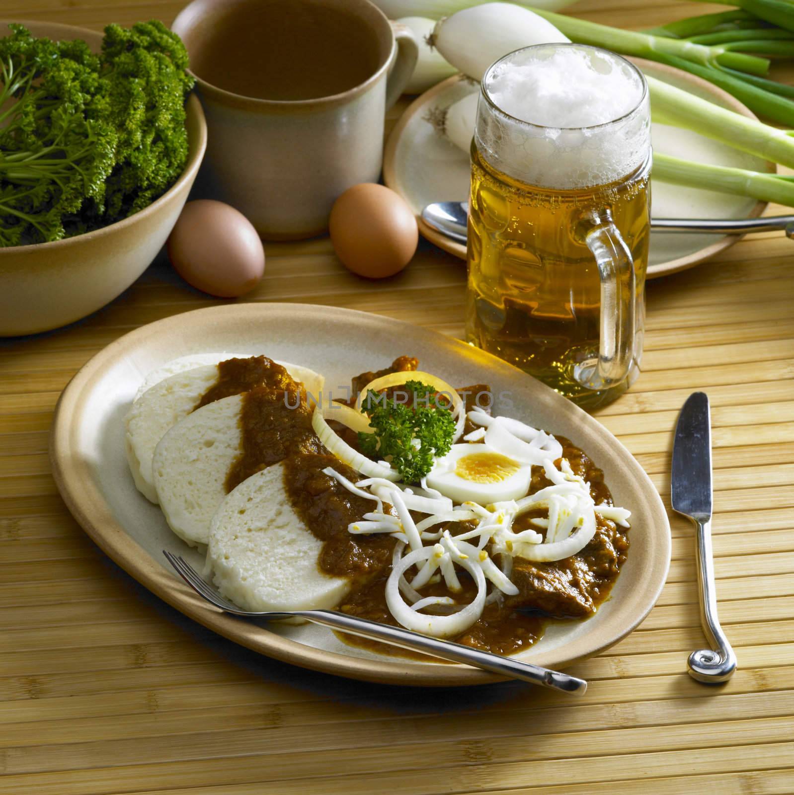 beef goulash with egg