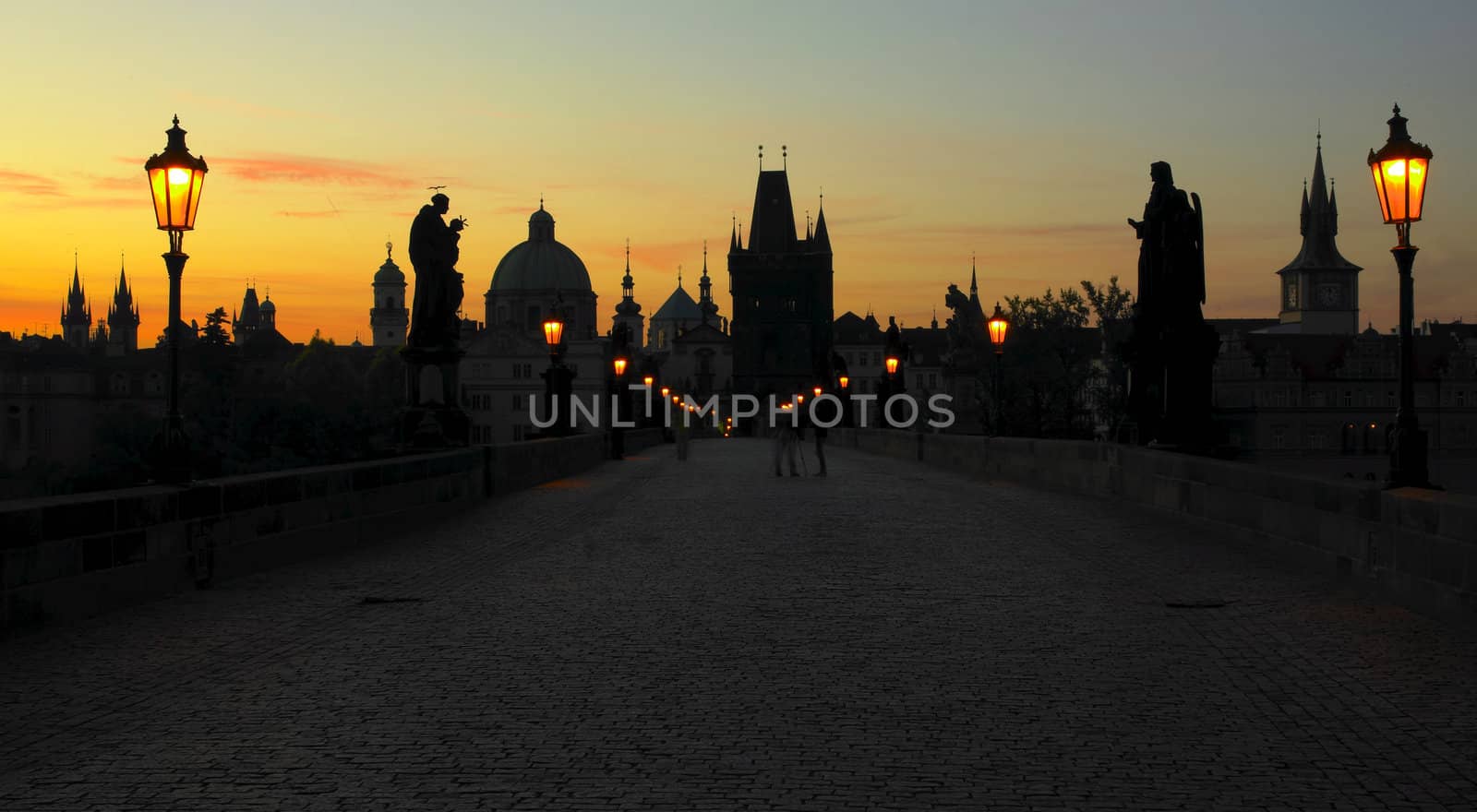 Charles bridge at dawn, Prague, Czech Republic