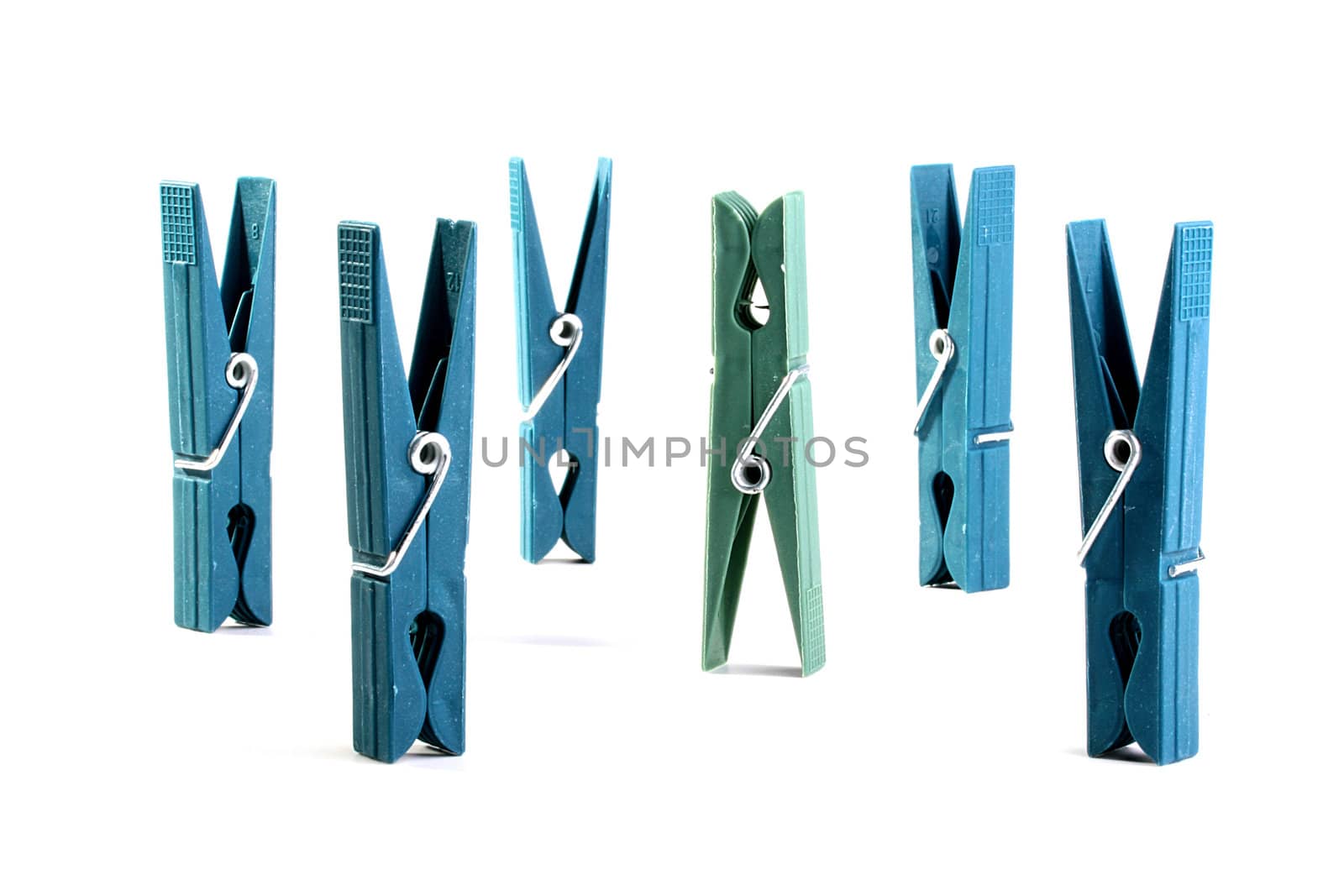 Plastic clothespins by VIPDesignUSA