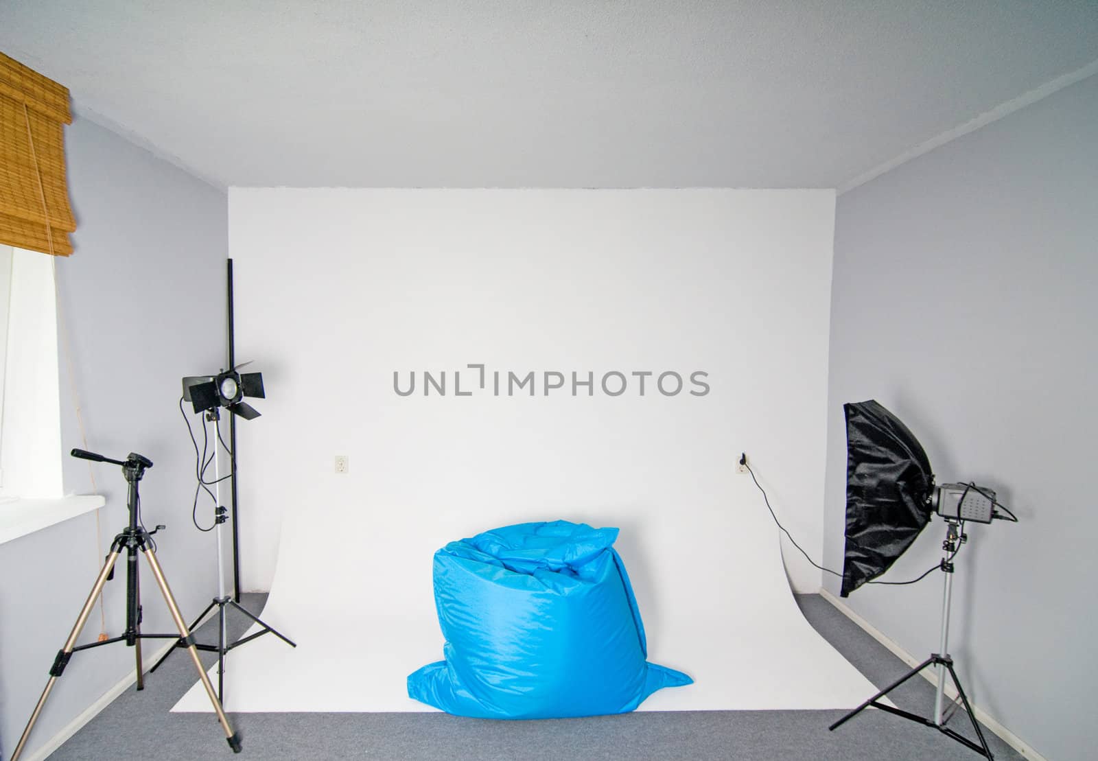 Shot of studio room, white background, lights