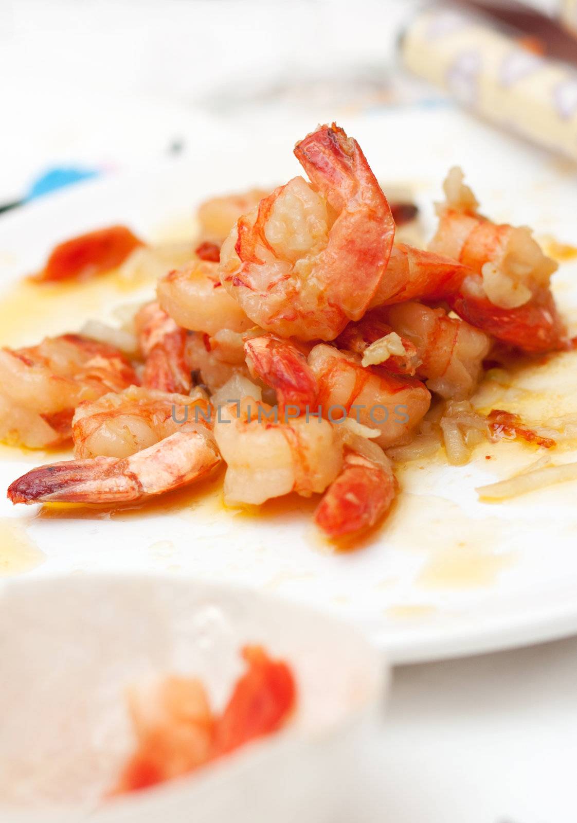 Shrimp with garlic and chilli by TristanBM
