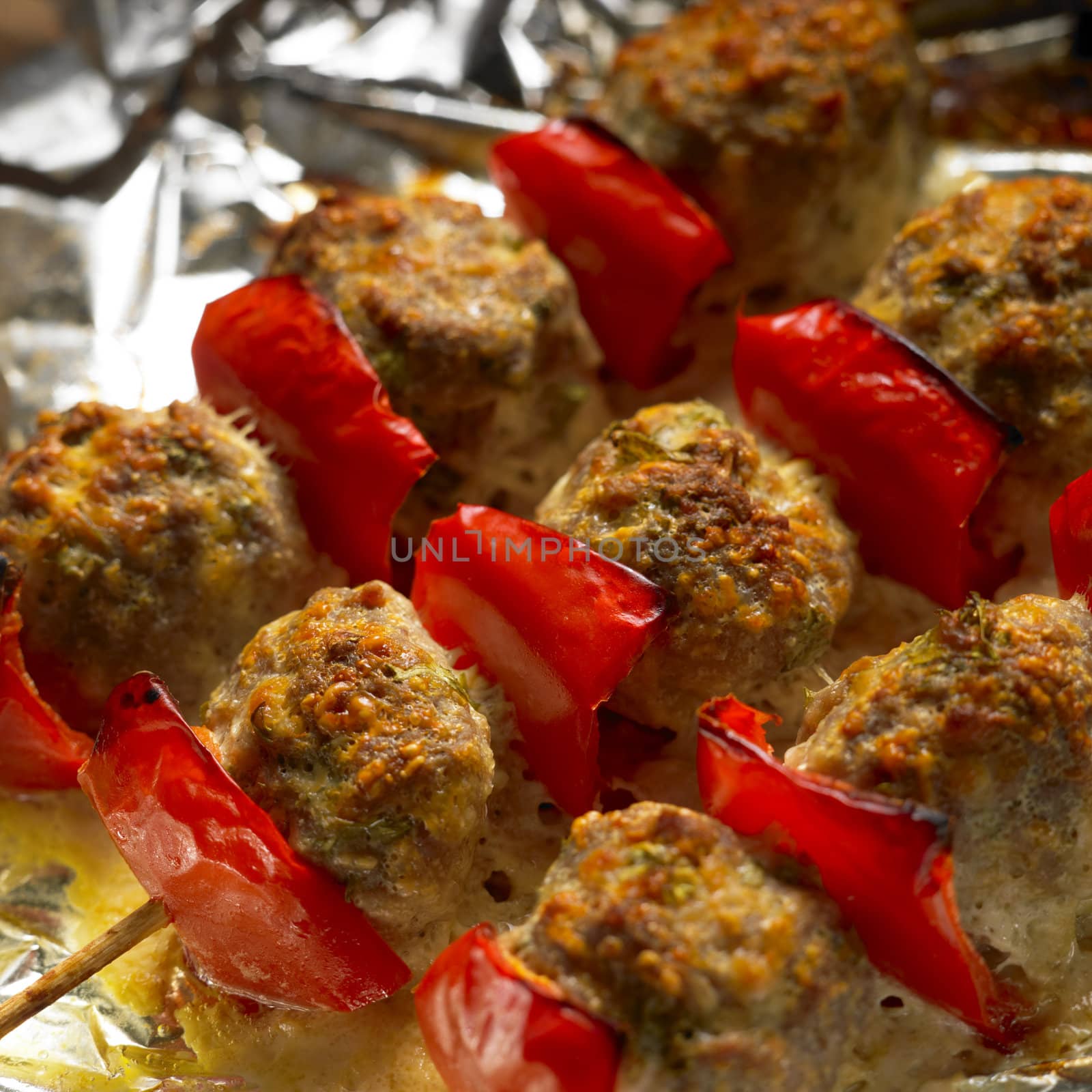 minced meat skewers by phbcz