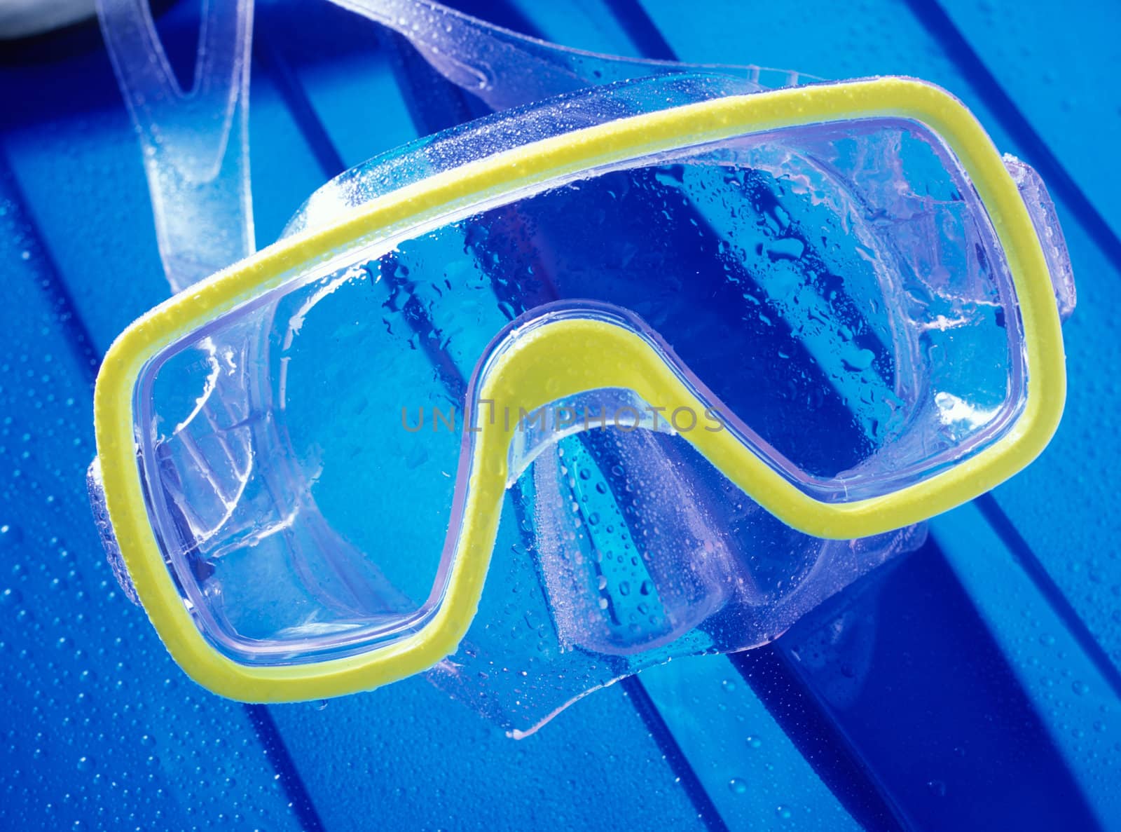diving goggles