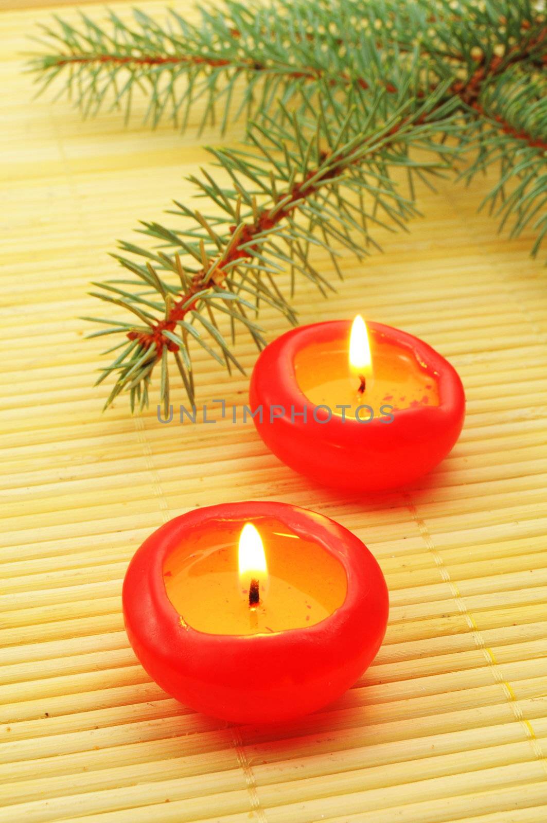 xmas decoration with red candles in advent