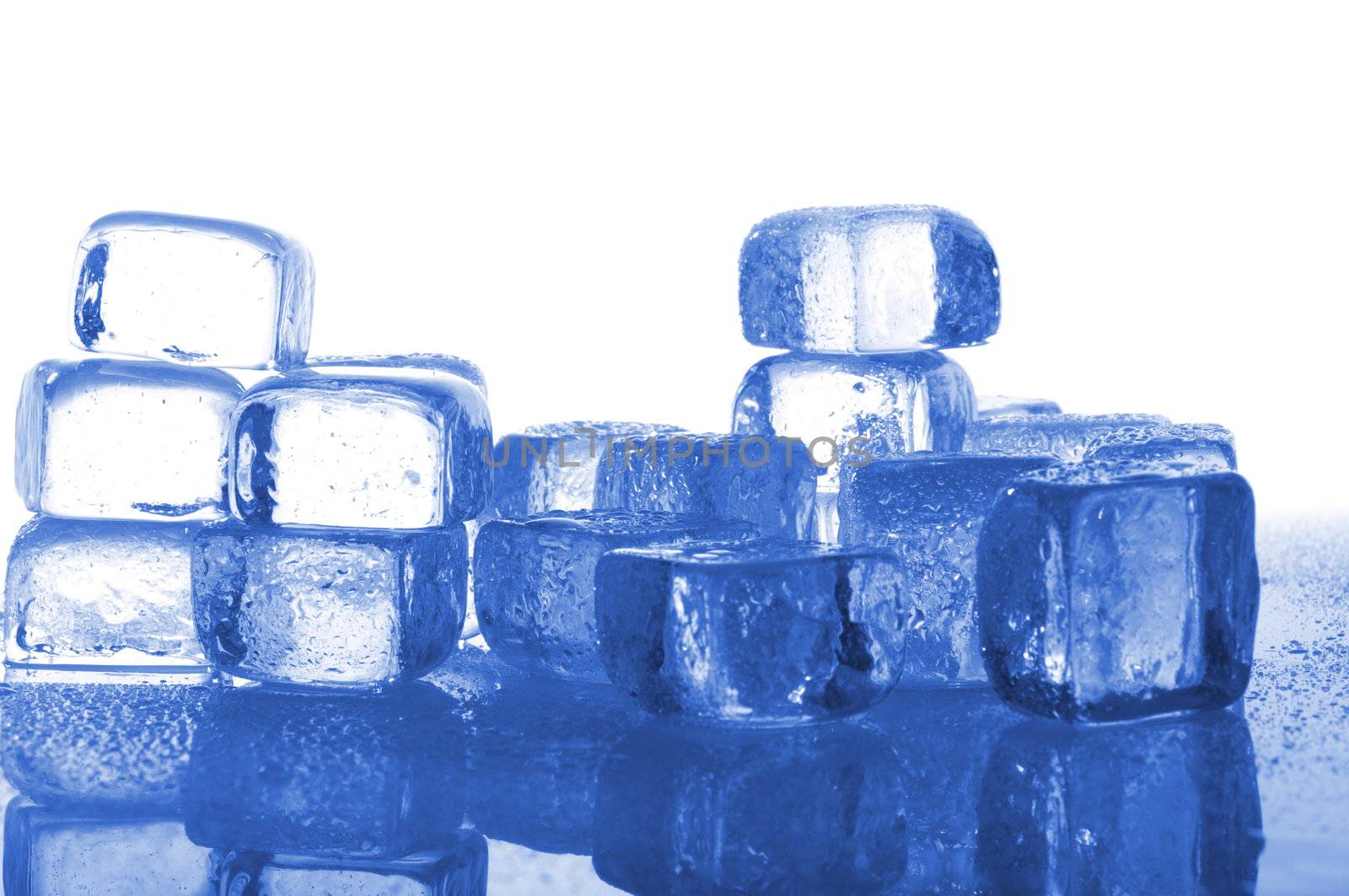 ice cube by gunnar3000