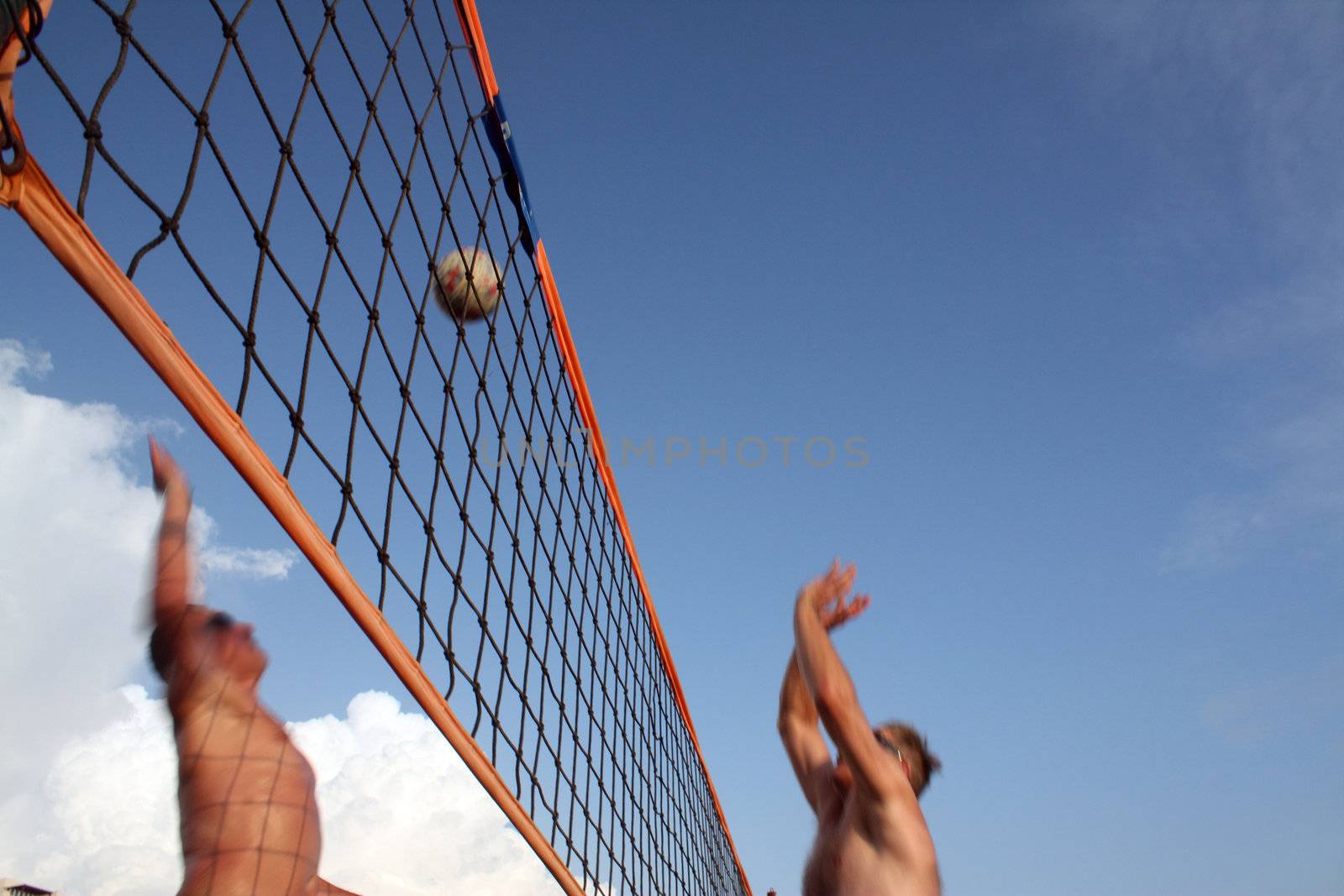 Beach volleyball by alexpsp