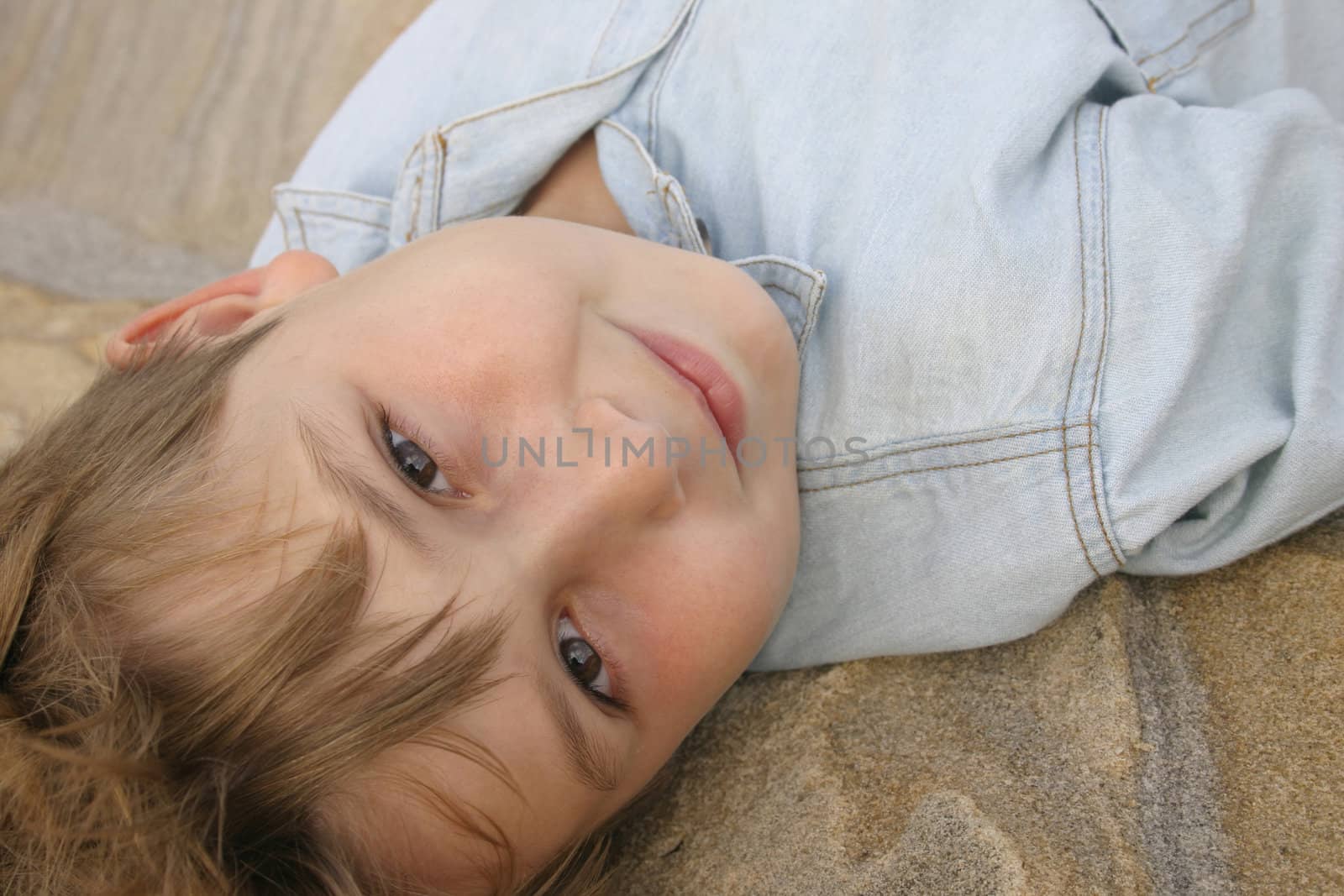 Child wonders at the universe
