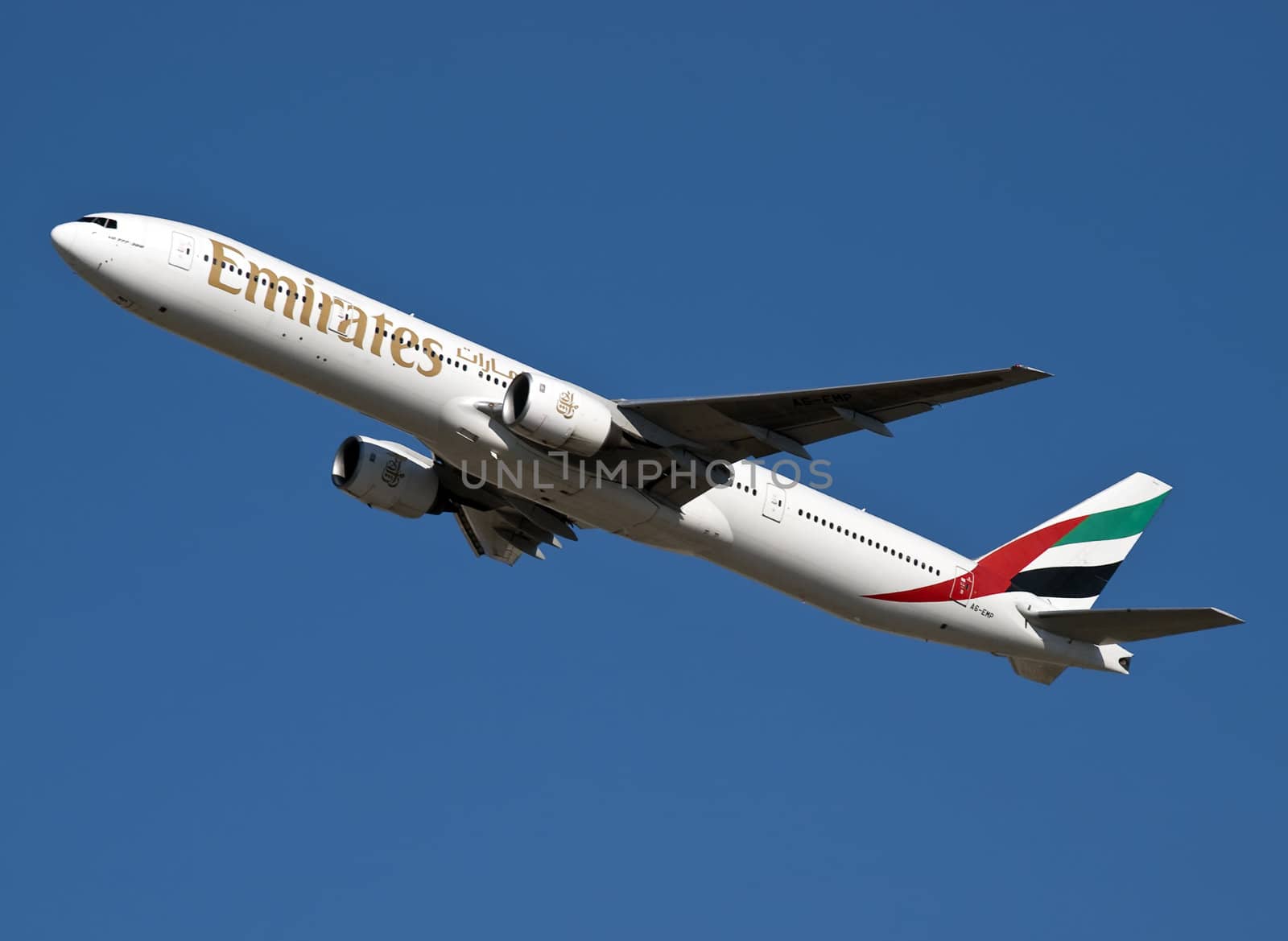 Emirates A6-EMP by PhotoWorks