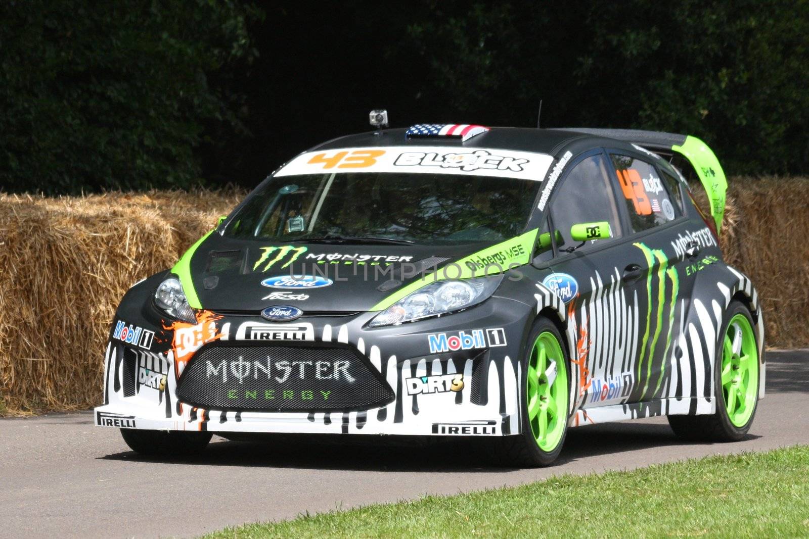 Ken Block Gymkhana Ford Fiesta by chrisga