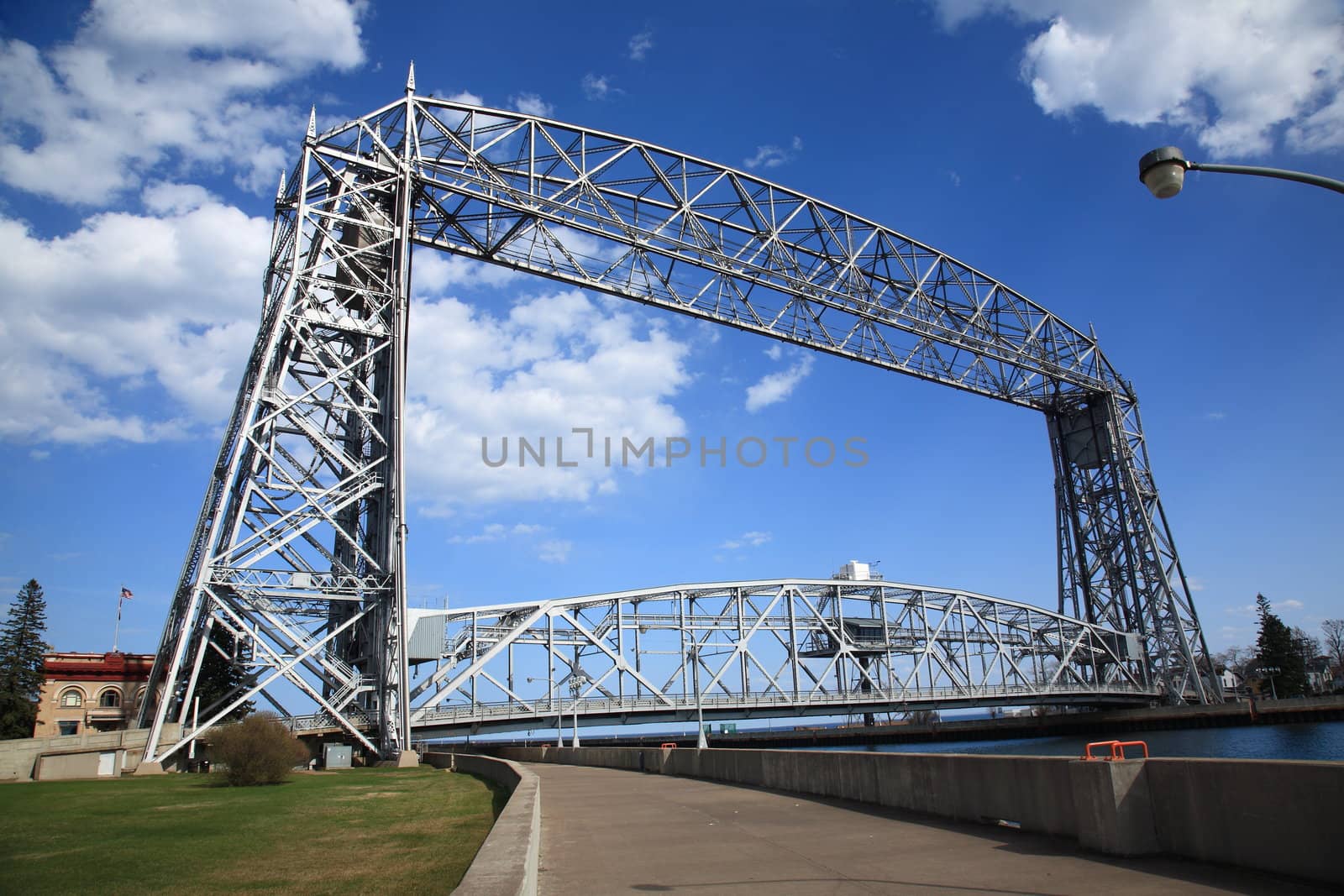 Aerial Lift Bridge - Duluth by Ffooter