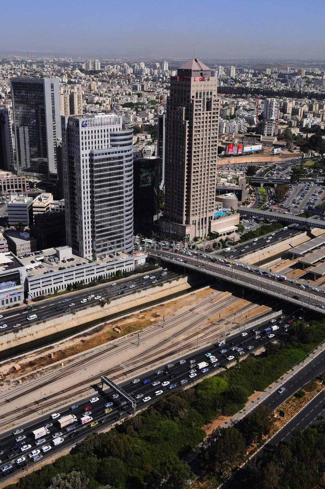 The modern metropolis with enormous opportunities for both business and leisure. Tel-Aviv .

