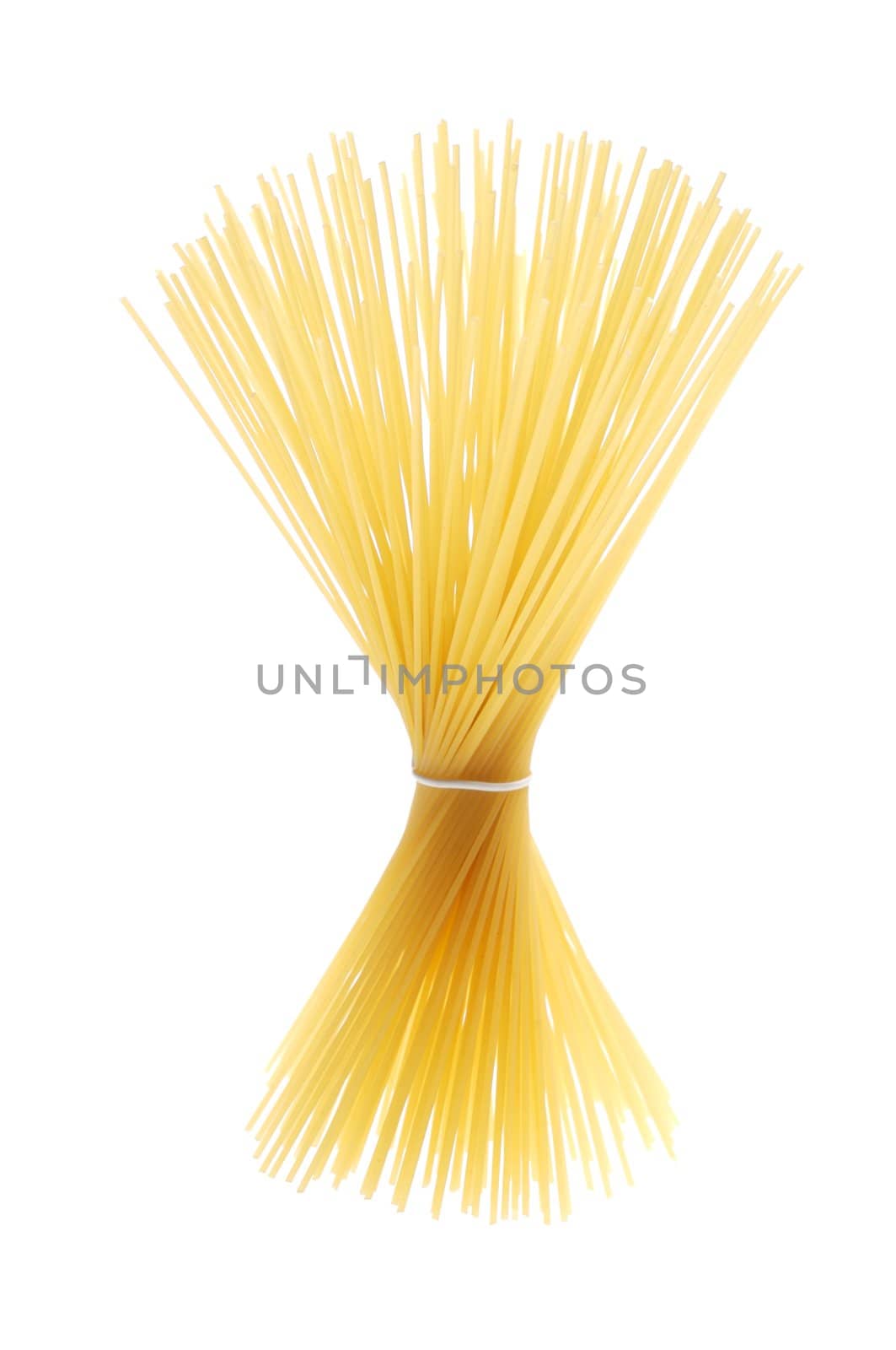 dry spaghetti isolated on white background