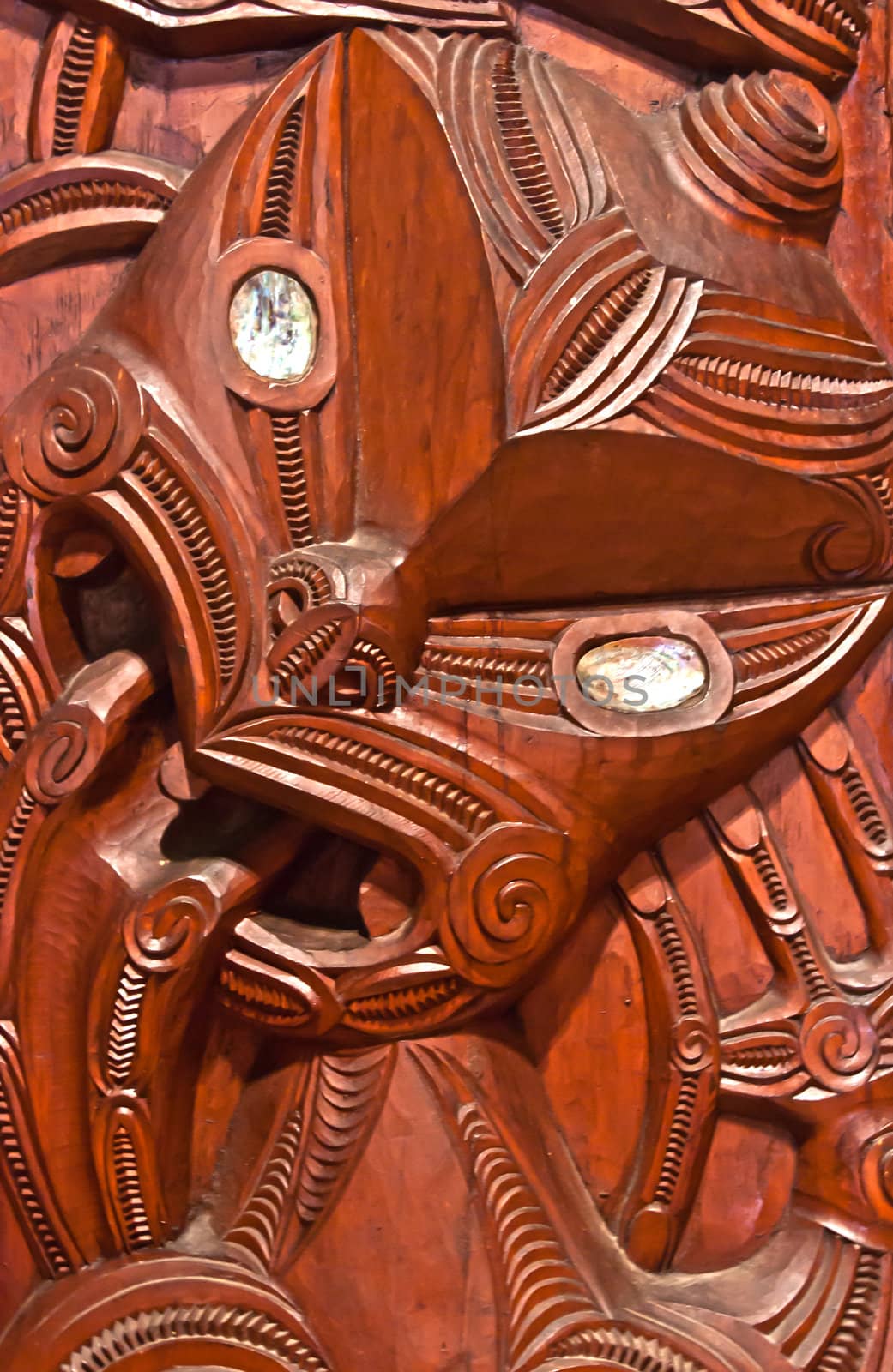 Maori Carving by urmoments