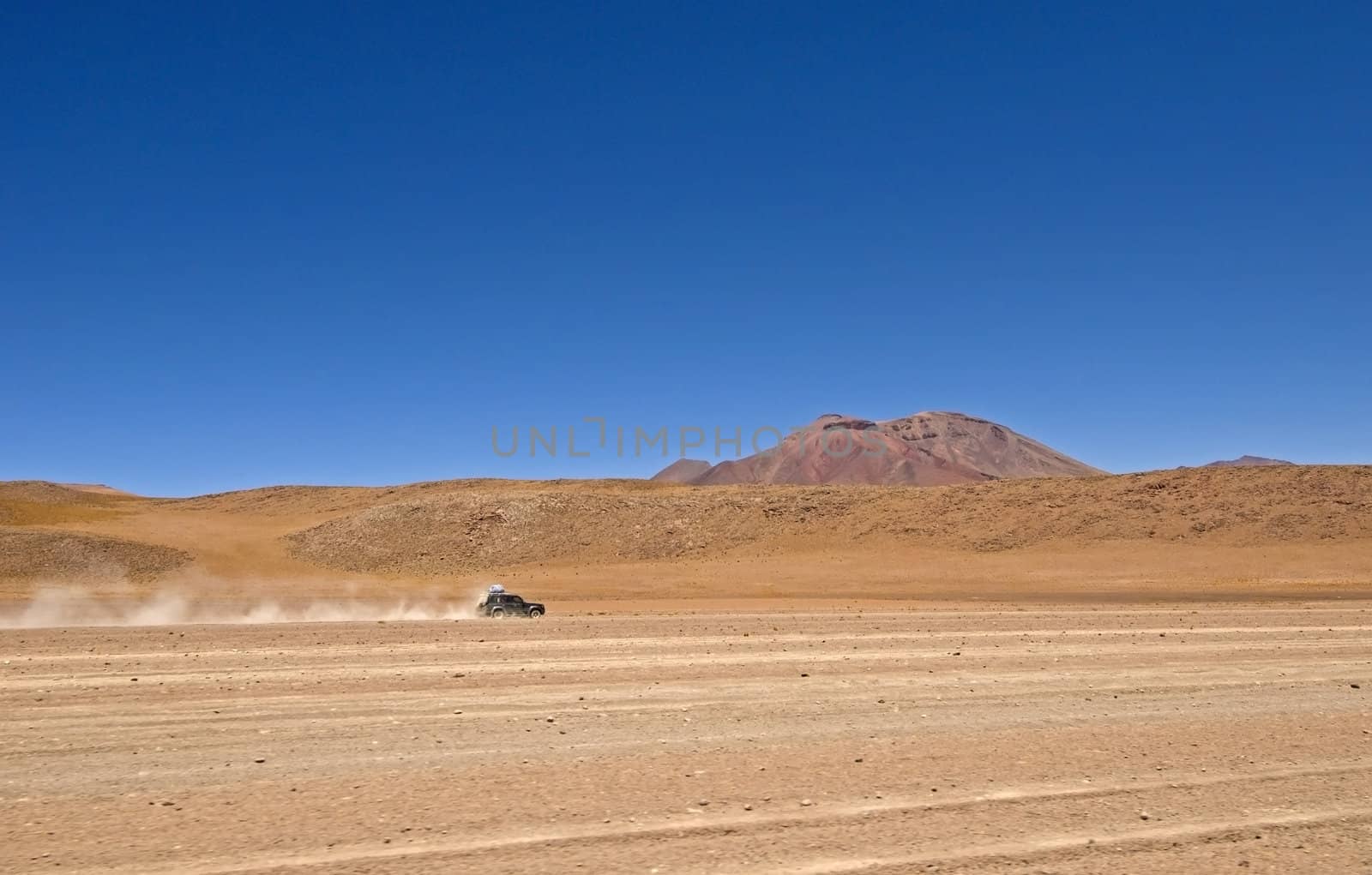 Jeep crossing the Bolivian Desert