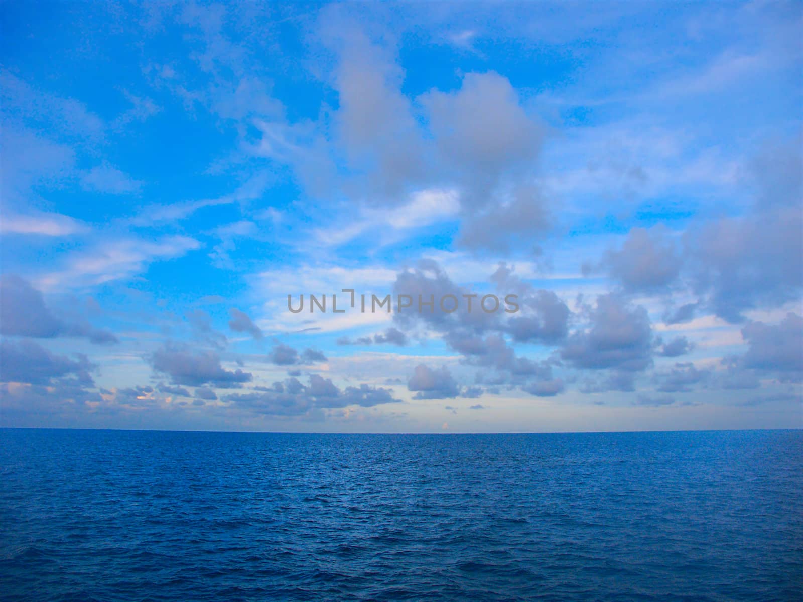The Pacific Ocean by Wirepec