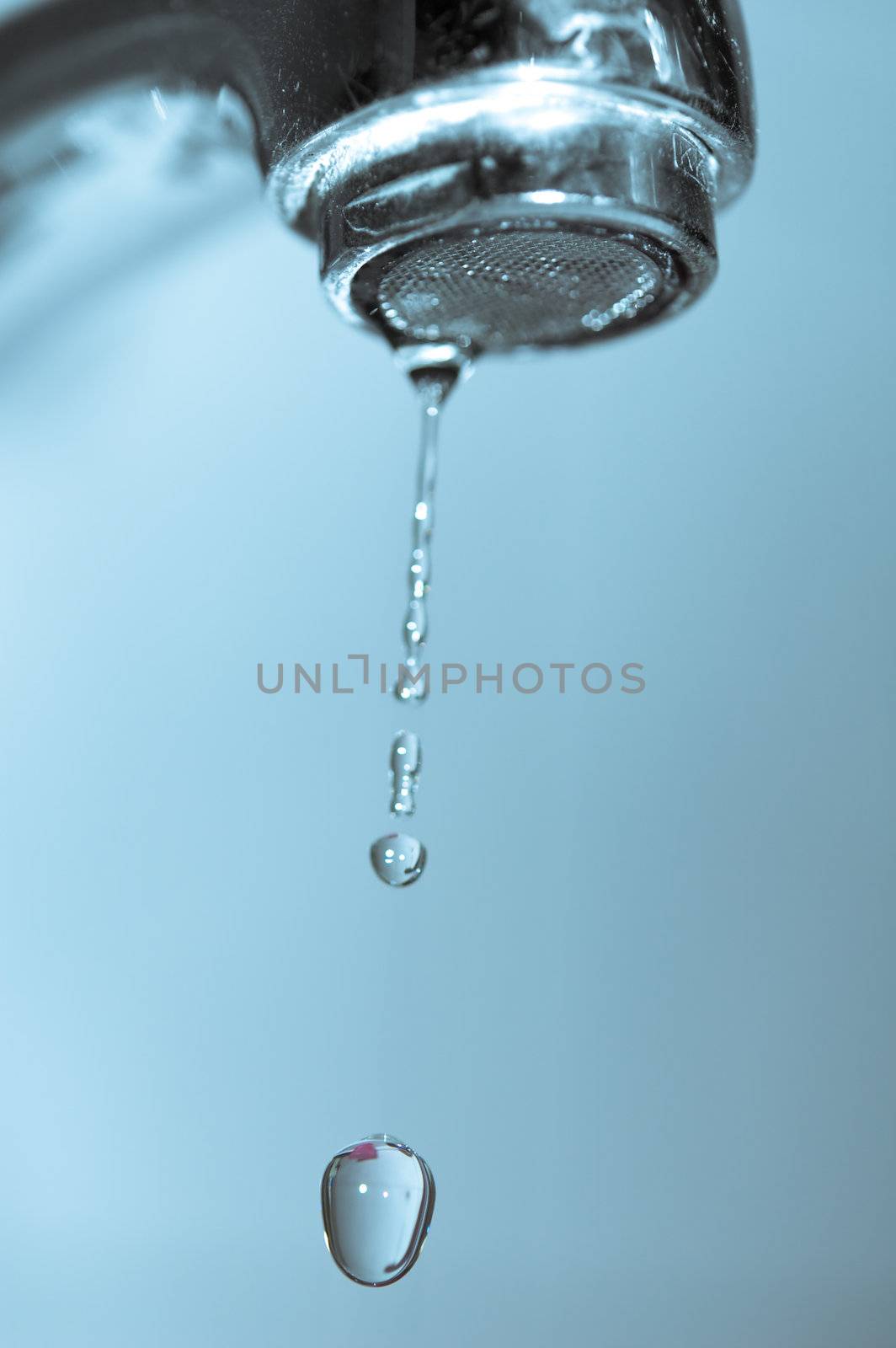 Waterdrop by froxx