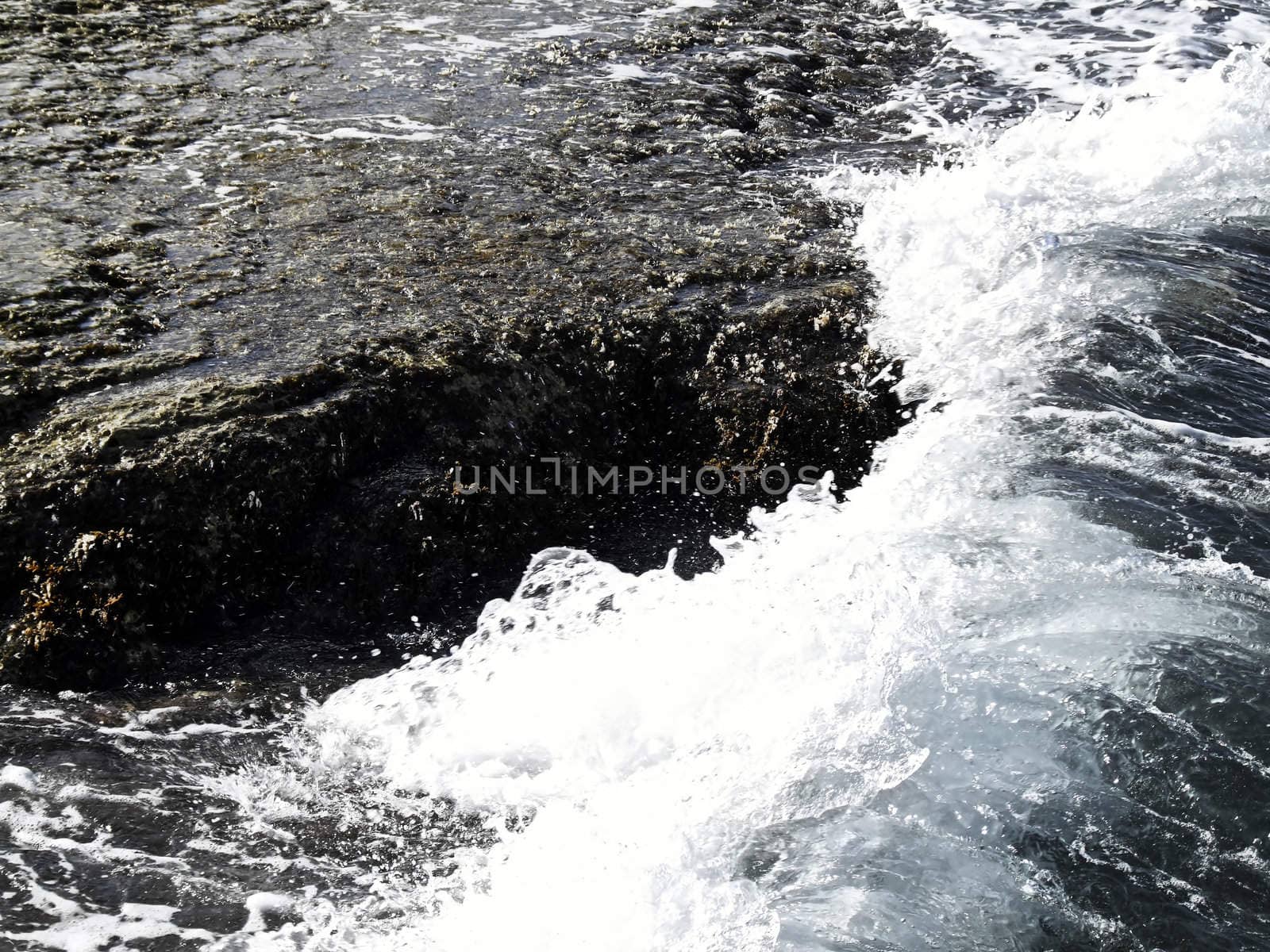 Wave Crash by PhotoWorks
