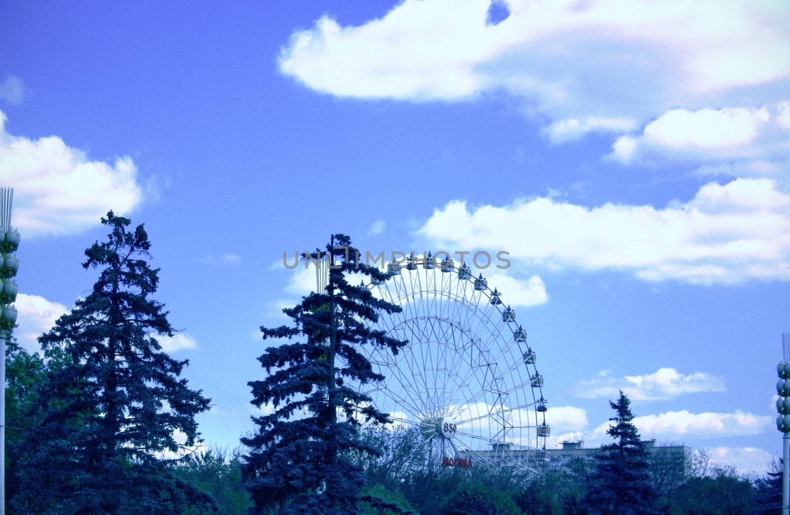 Ferris wheel at the Exhibition of Economic Achievements (VVC), Moscow 