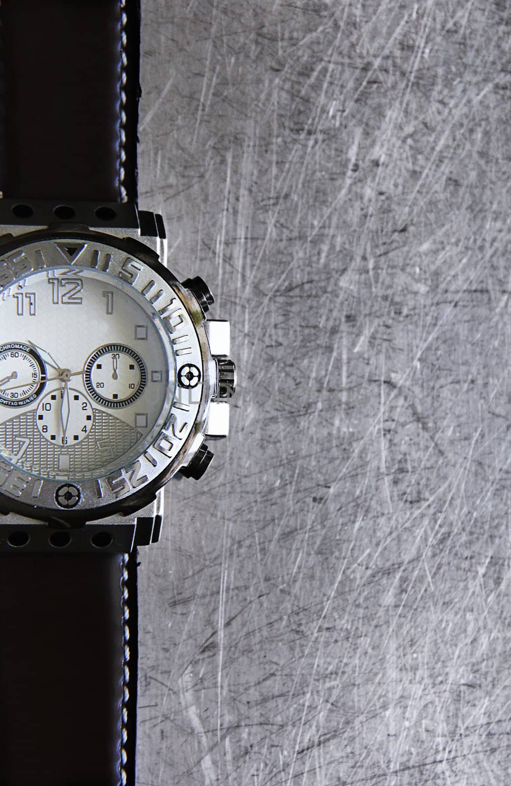 the silver chronograph time luxury equipment