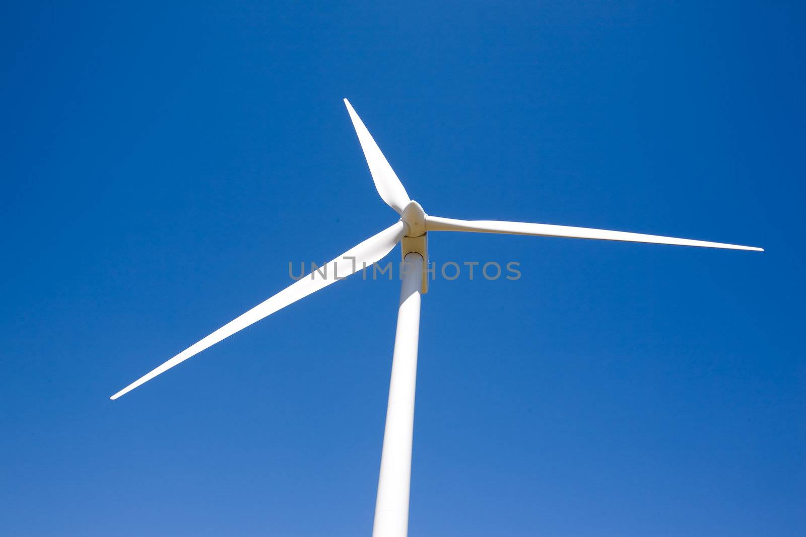 A wind turbine on the flat prairie