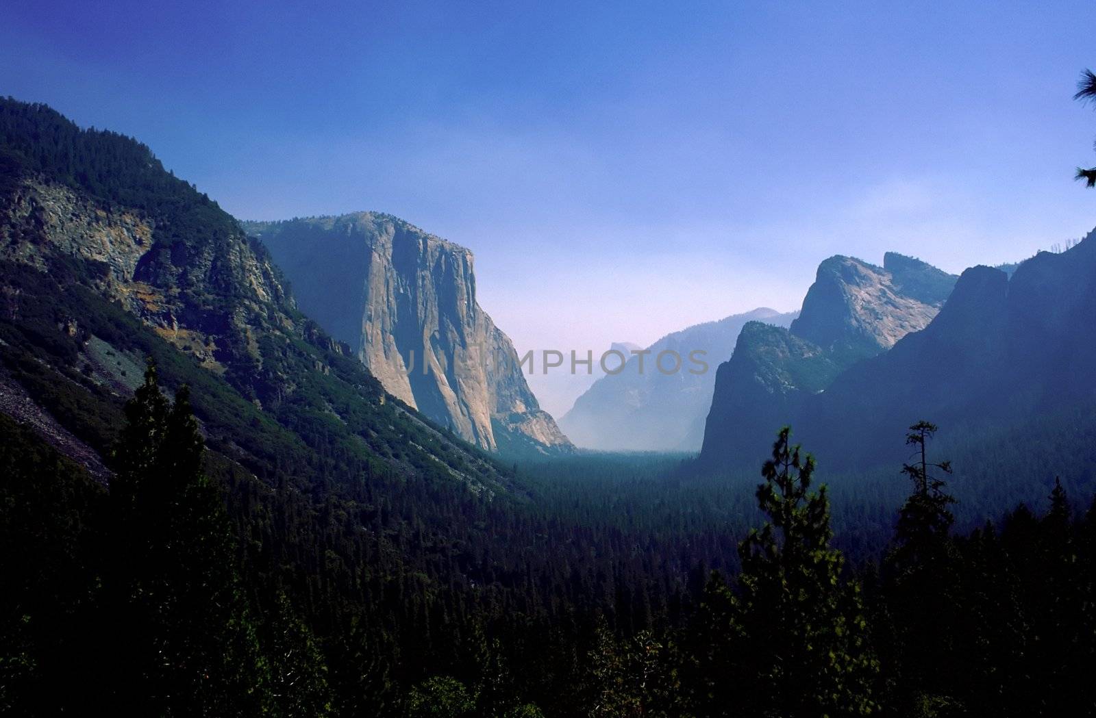 Yosemite by melastmohican