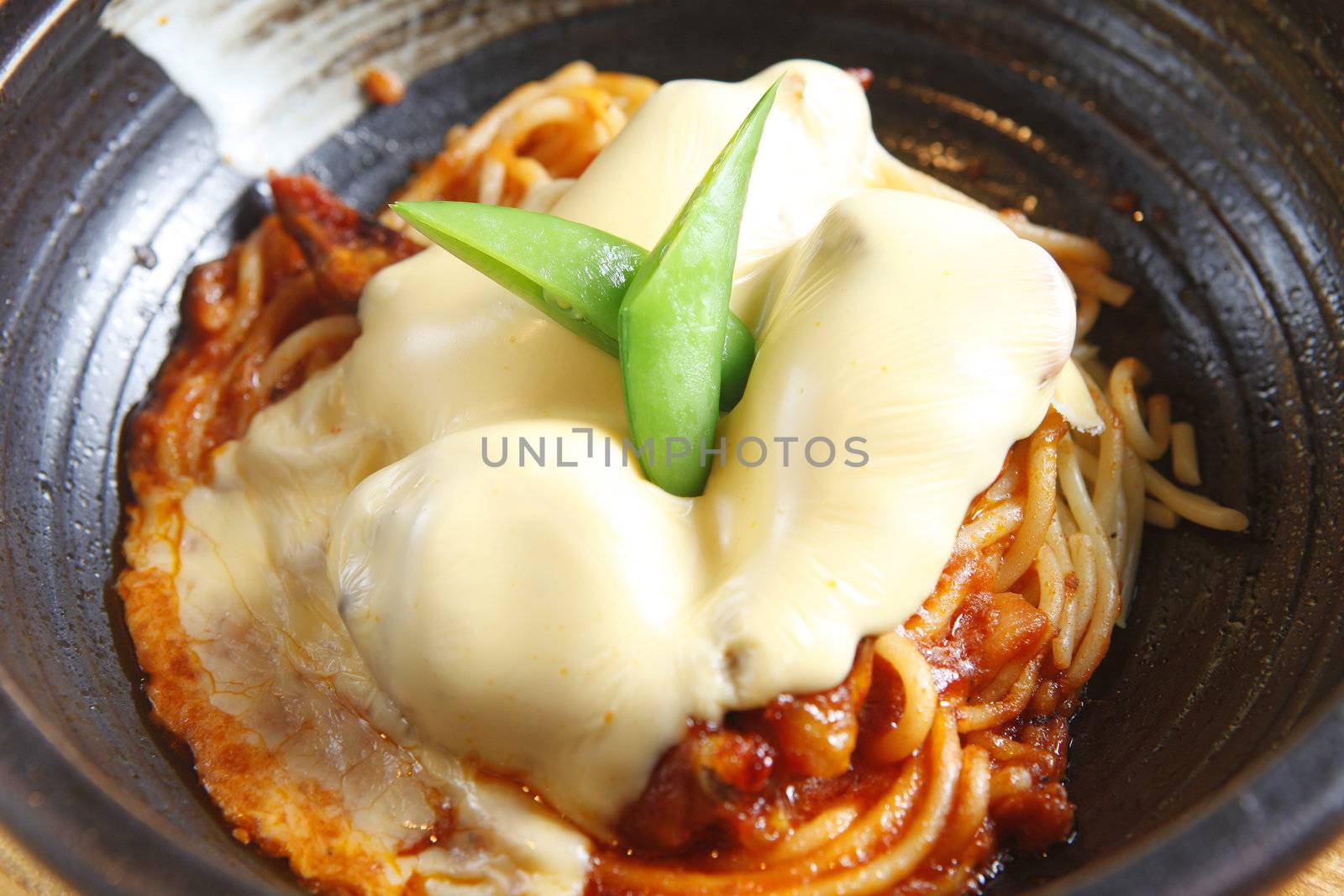 Spaghetti with butter on the dish.