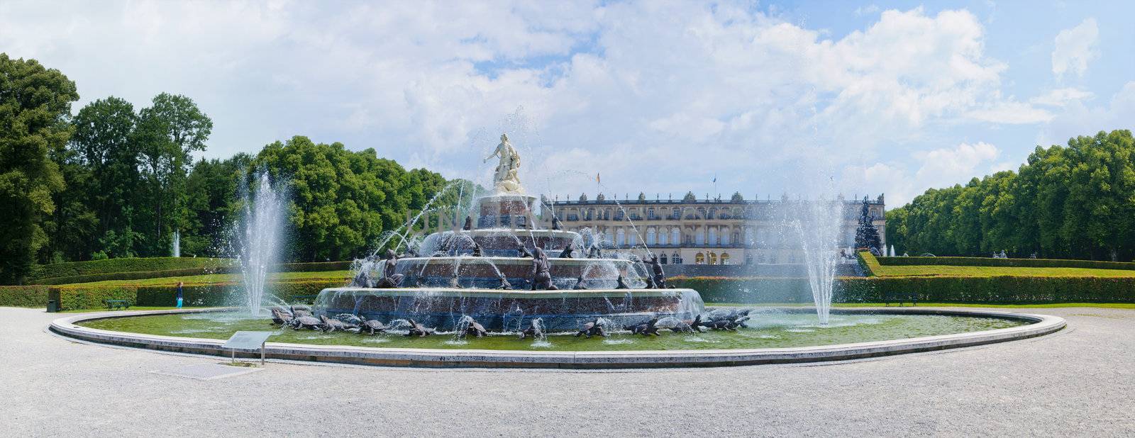 Fountain of King Ludwigs palace Herrenchiemsee by maxoliki