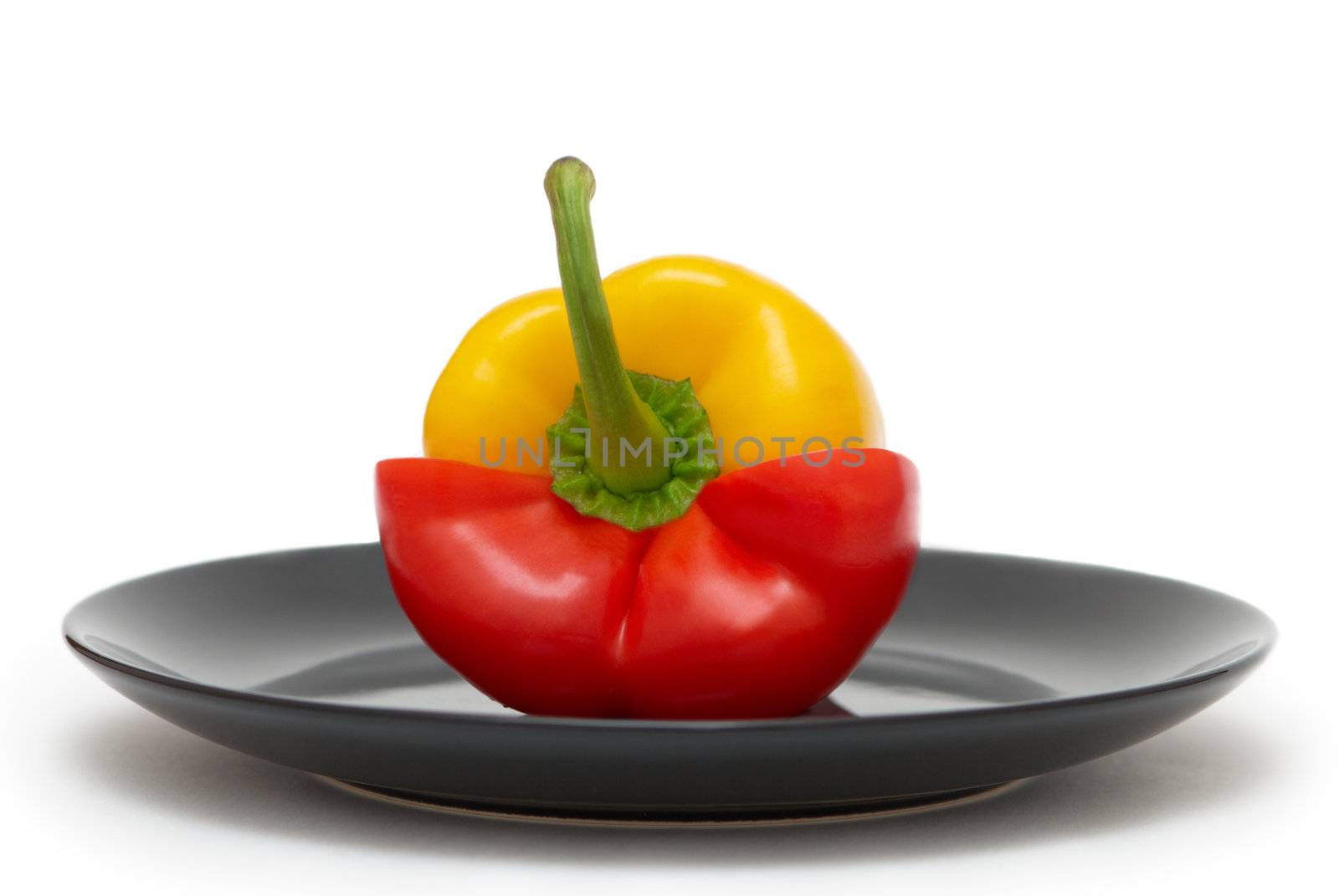 Red and yellow pepper by Olinkau