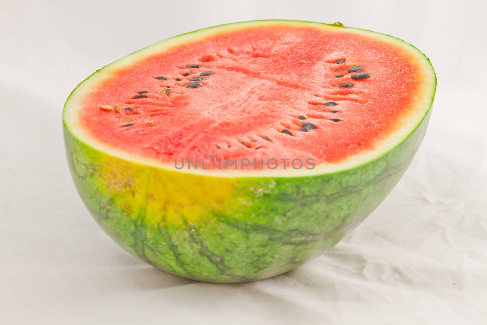 Half cut watermelon by noombp